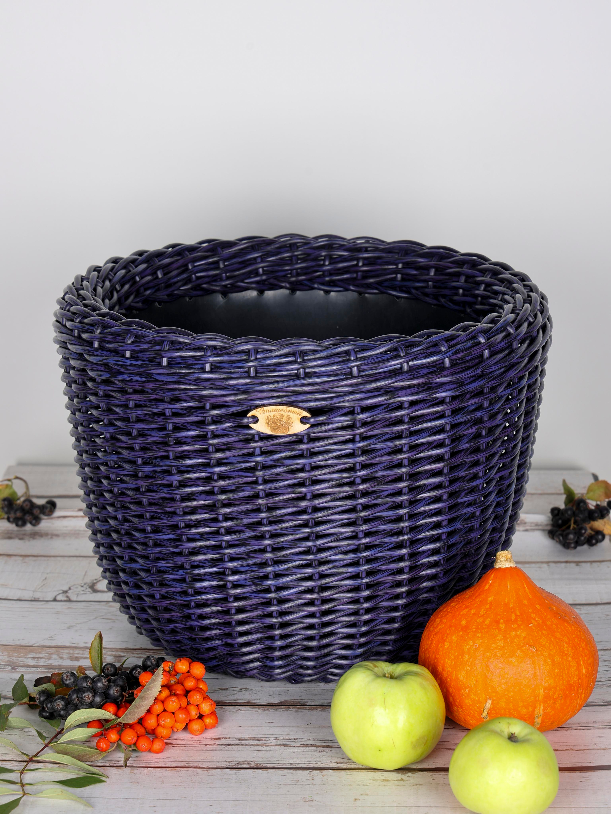 КОРЗИНЫ РОТАНГ. Фотограф Владимир Роля