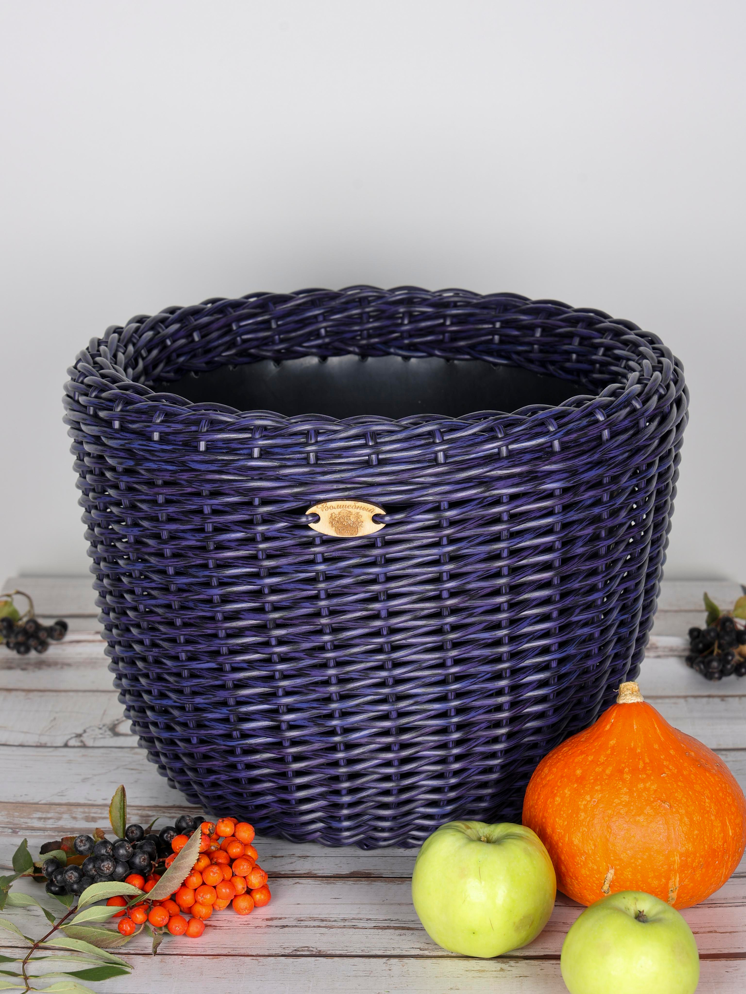 КОРЗИНЫ РОТАНГ. Фотограф Владимир Роля