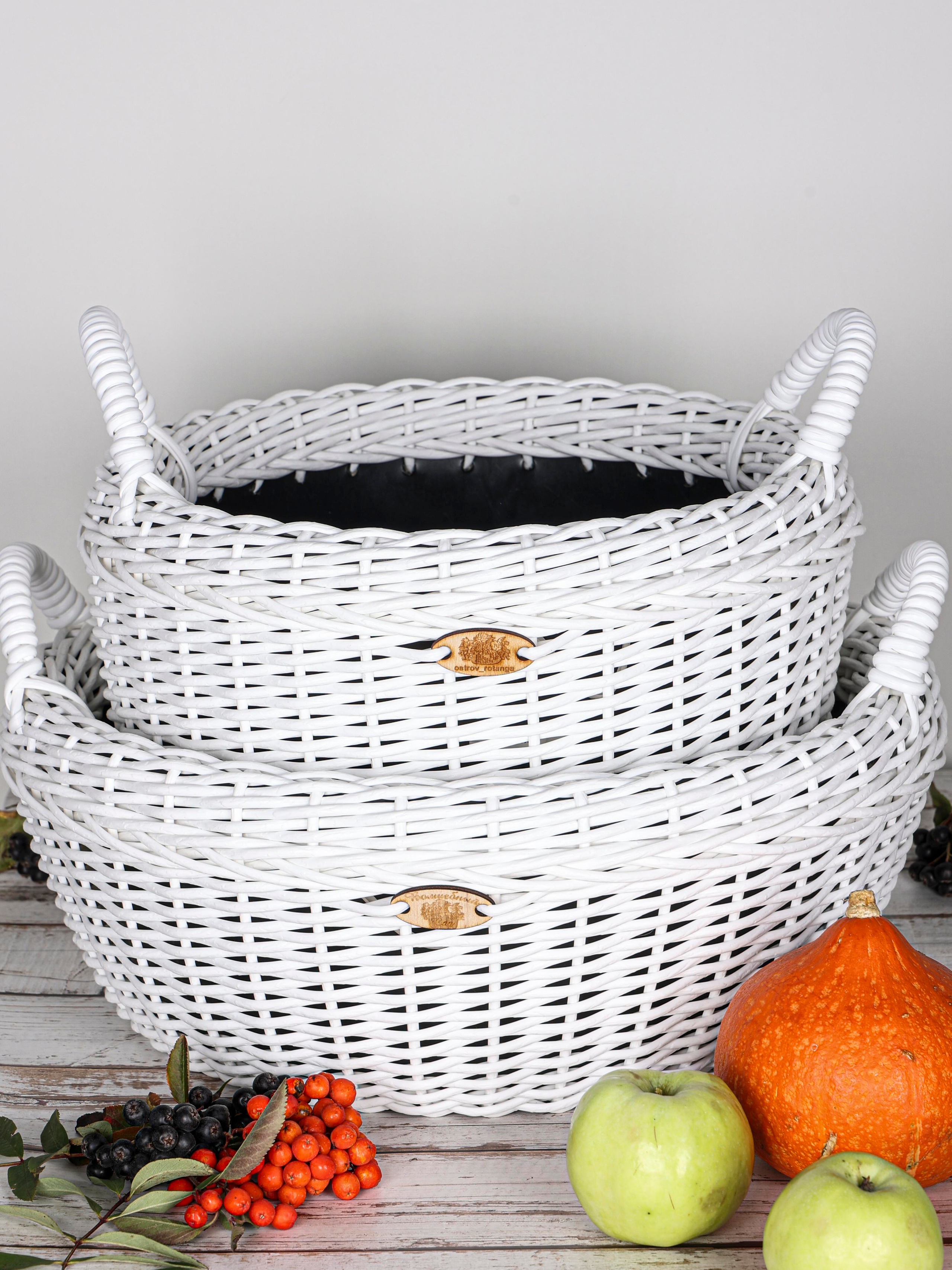 КОРЗИНЫ РОТАНГ. Фотограф Владимир Роля