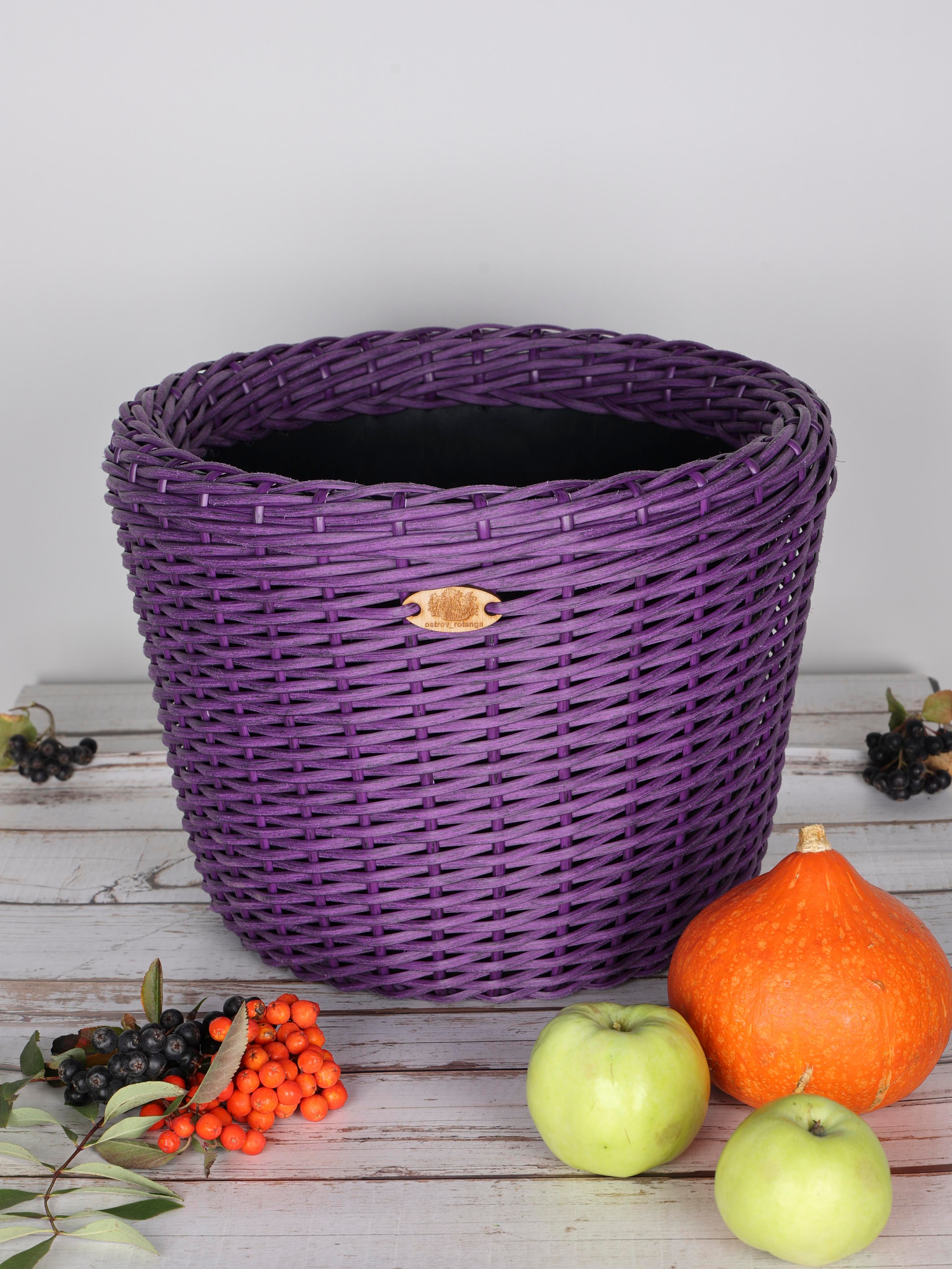 КОРЗИНЫ РОТАНГ. Фотограф Владимир Роля