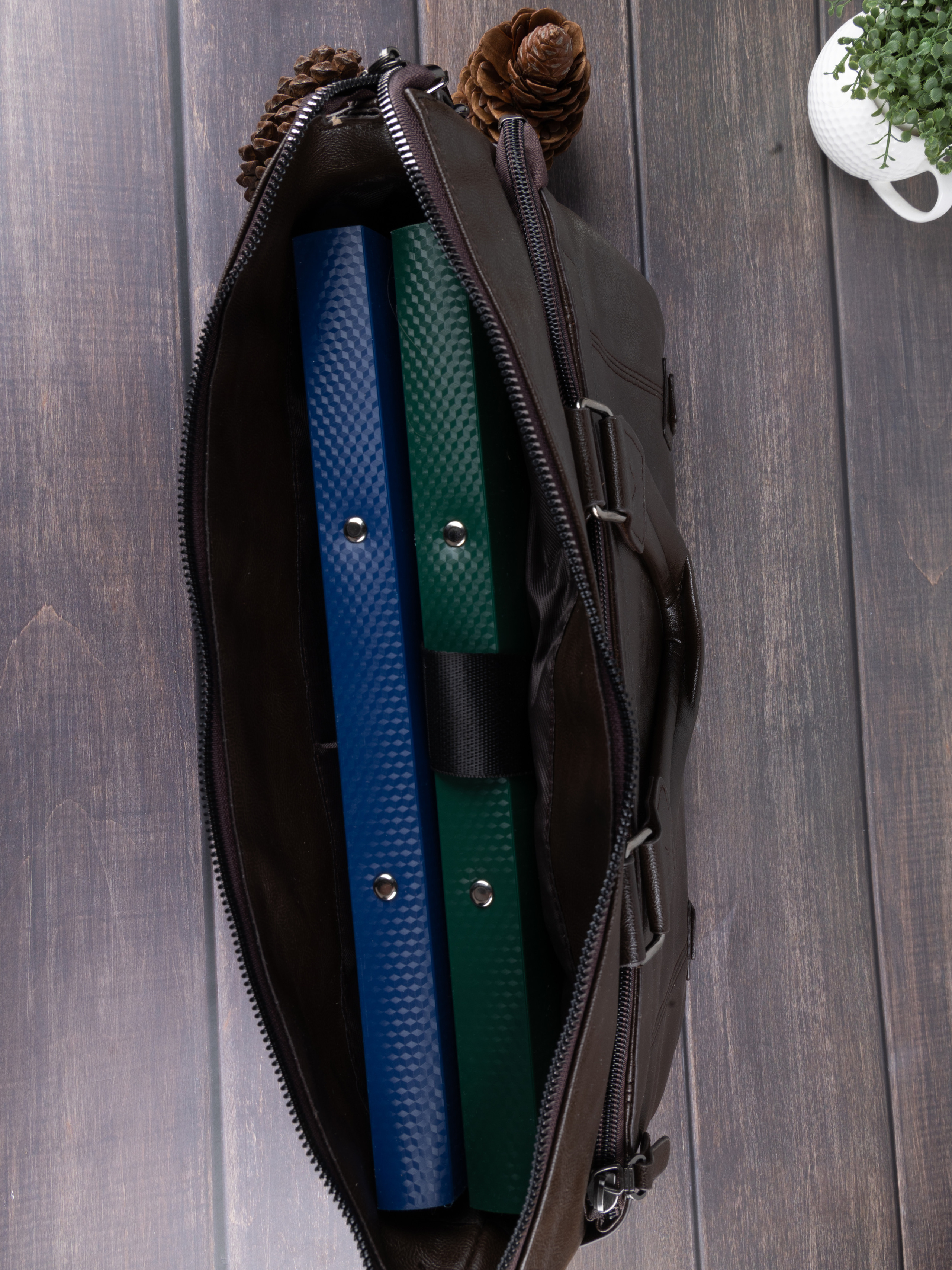 СУМКИ. Фотограф Владимир Роля