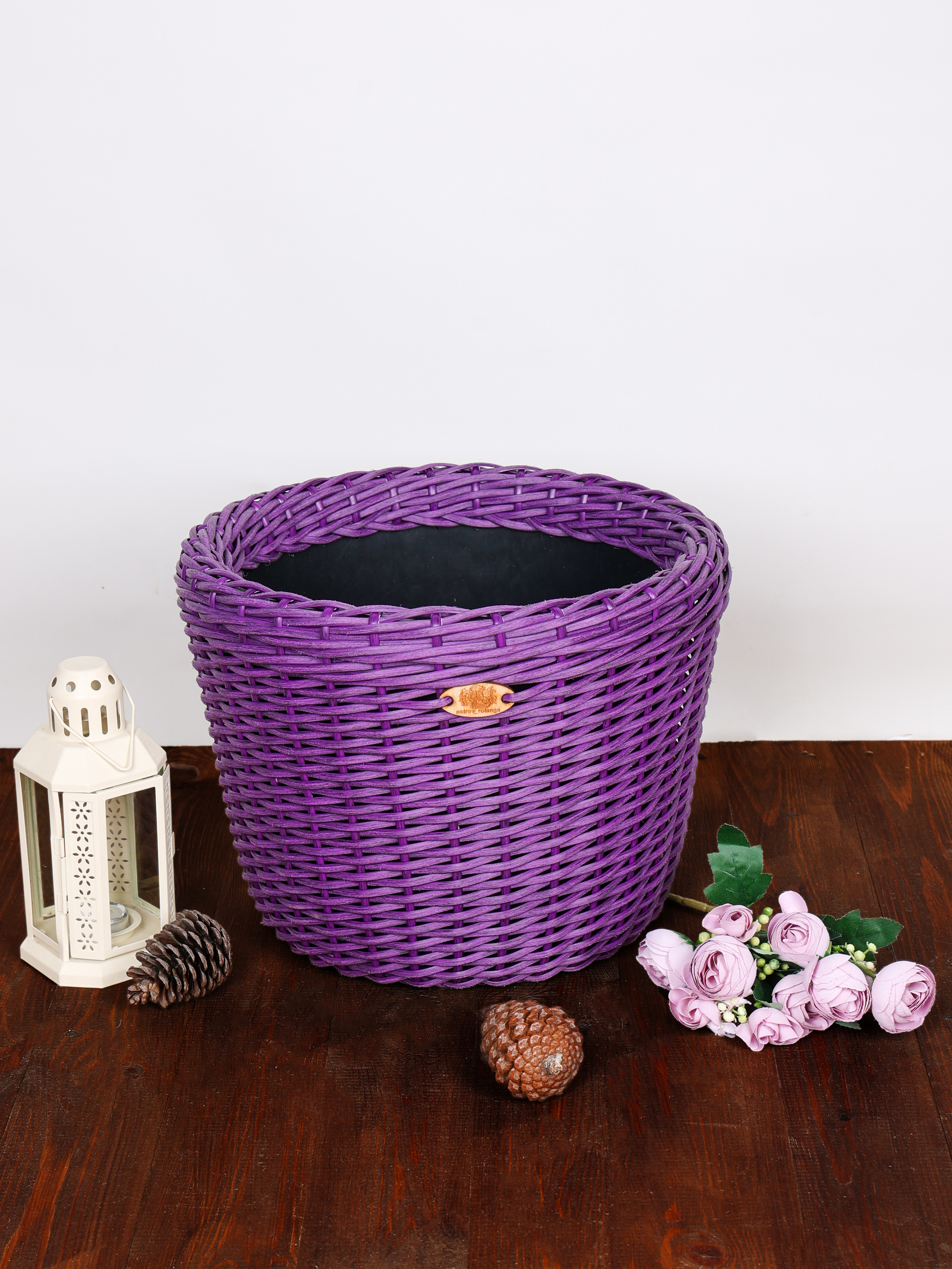 КОРЗИНЫ РОТАНГ. Фотограф Владимир Роля