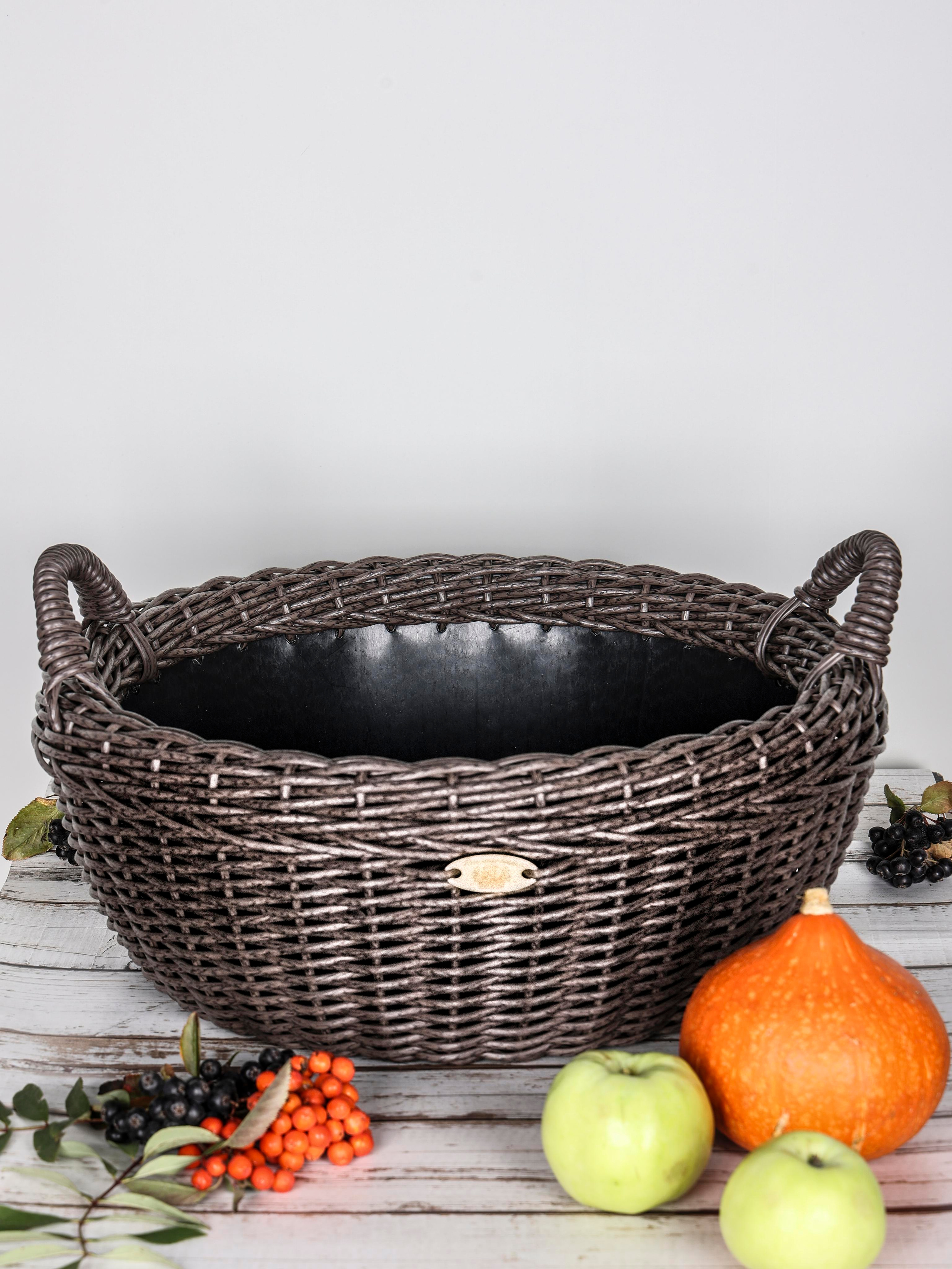 КОРЗИНЫ РОТАНГ. Фотограф Владимир Роля