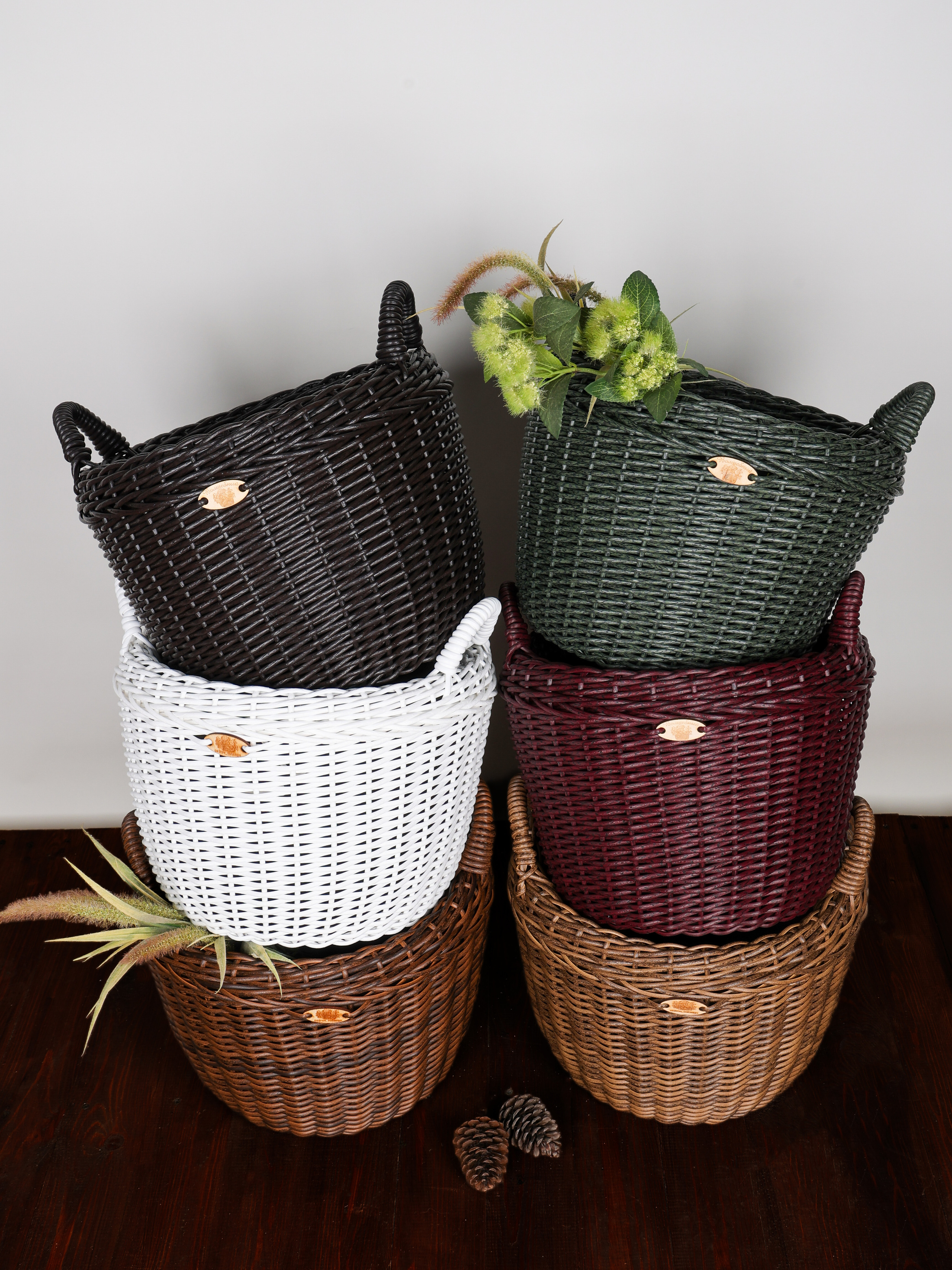 КОРЗИНЫ РОТАНГ. Фотограф Владимир Роля