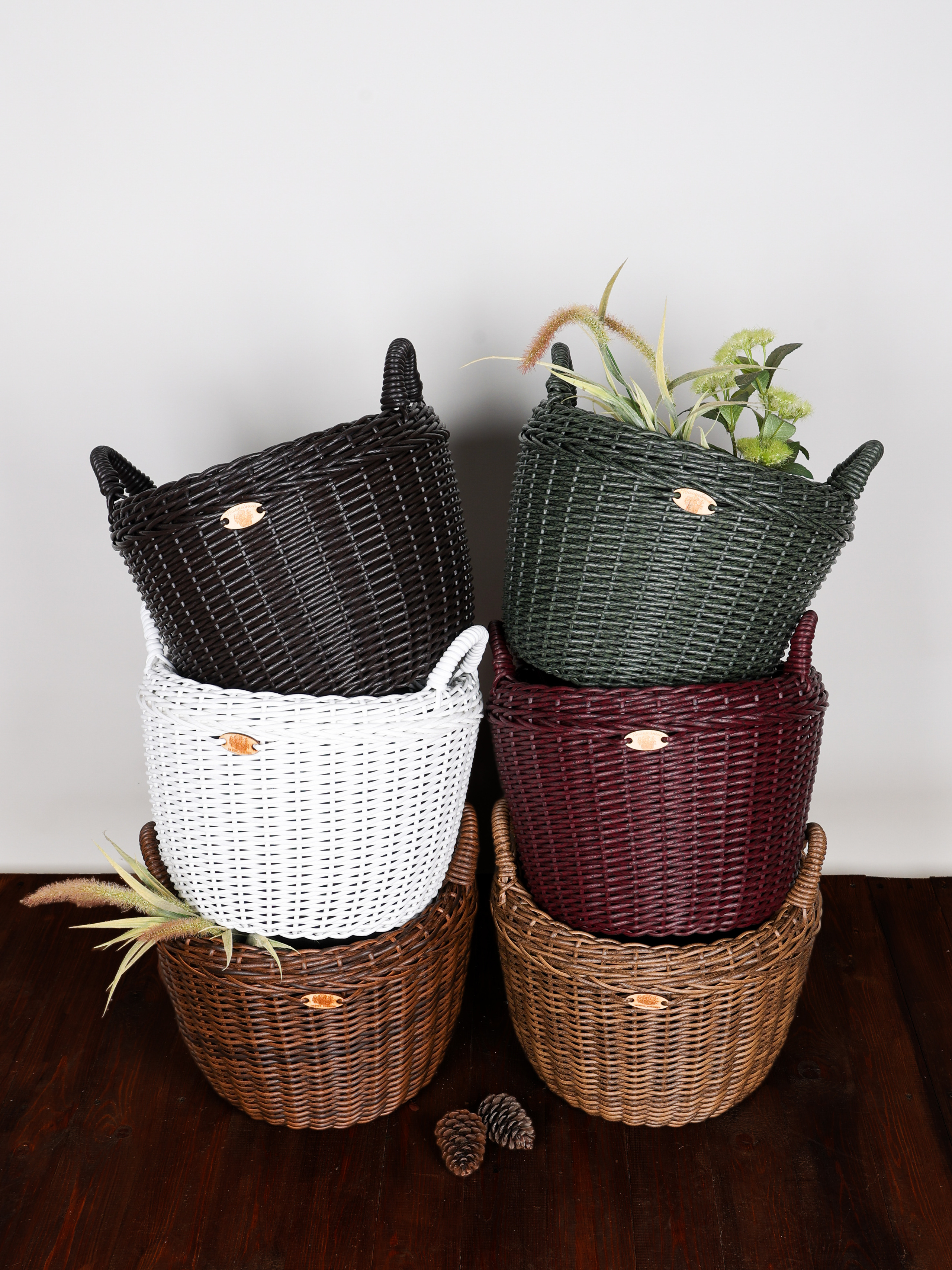 КОРЗИНЫ РОТАНГ. Фотограф Владимир Роля