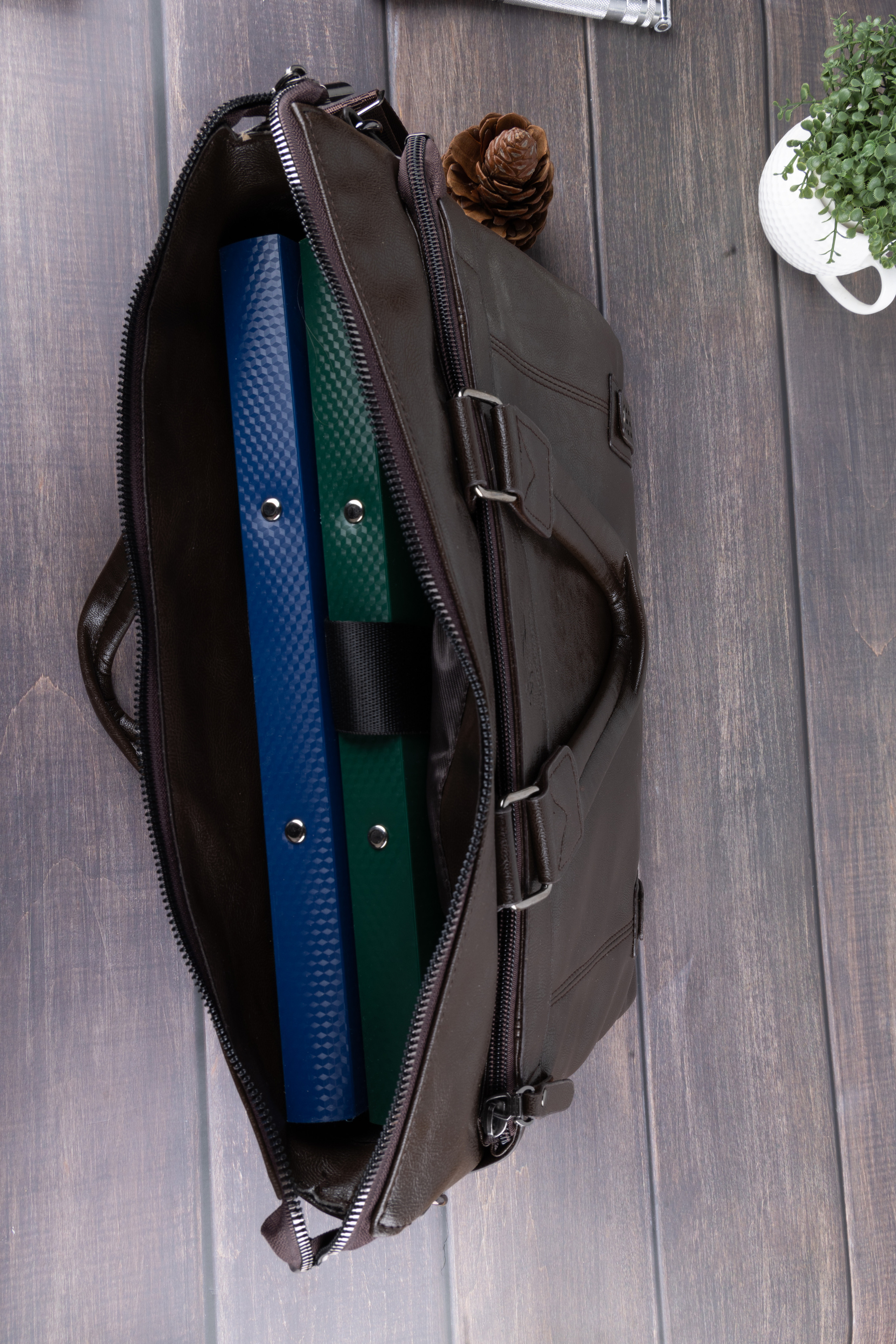 СУМКИ. Фотограф Владимир Роля