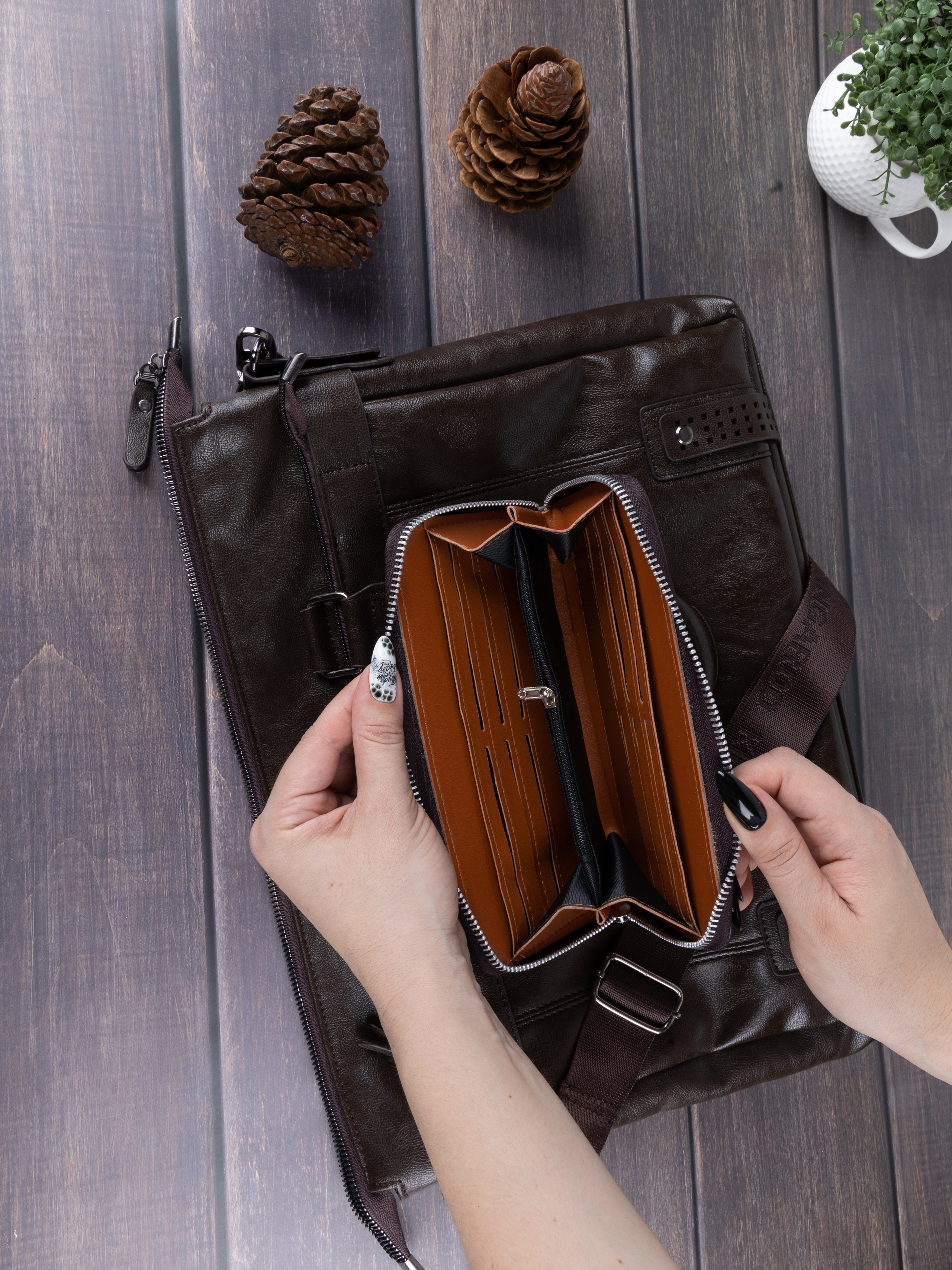 СУМКИ. Фотограф Владимир Роля