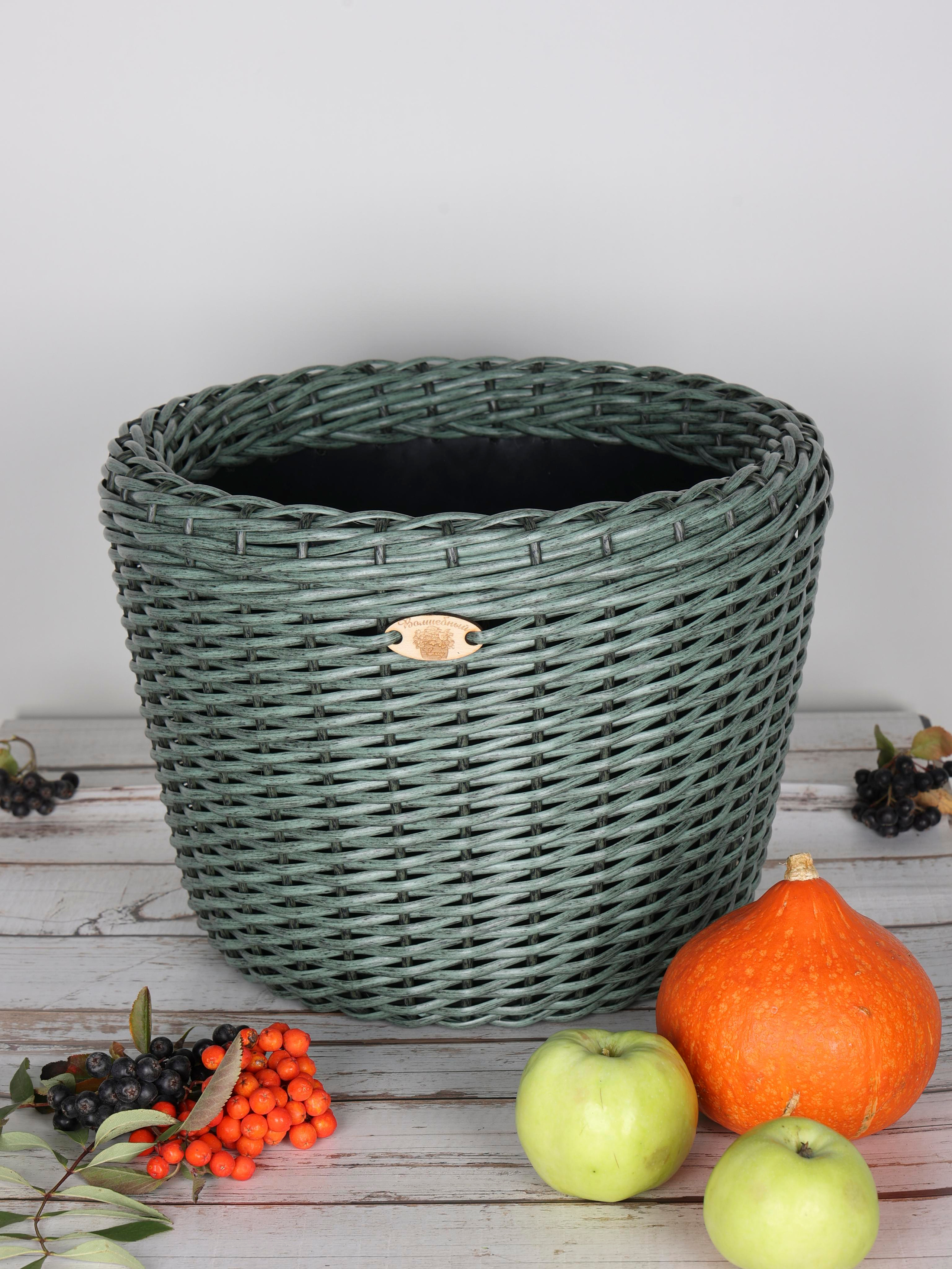 КОРЗИНЫ РОТАНГ. Фотограф Владимир Роля