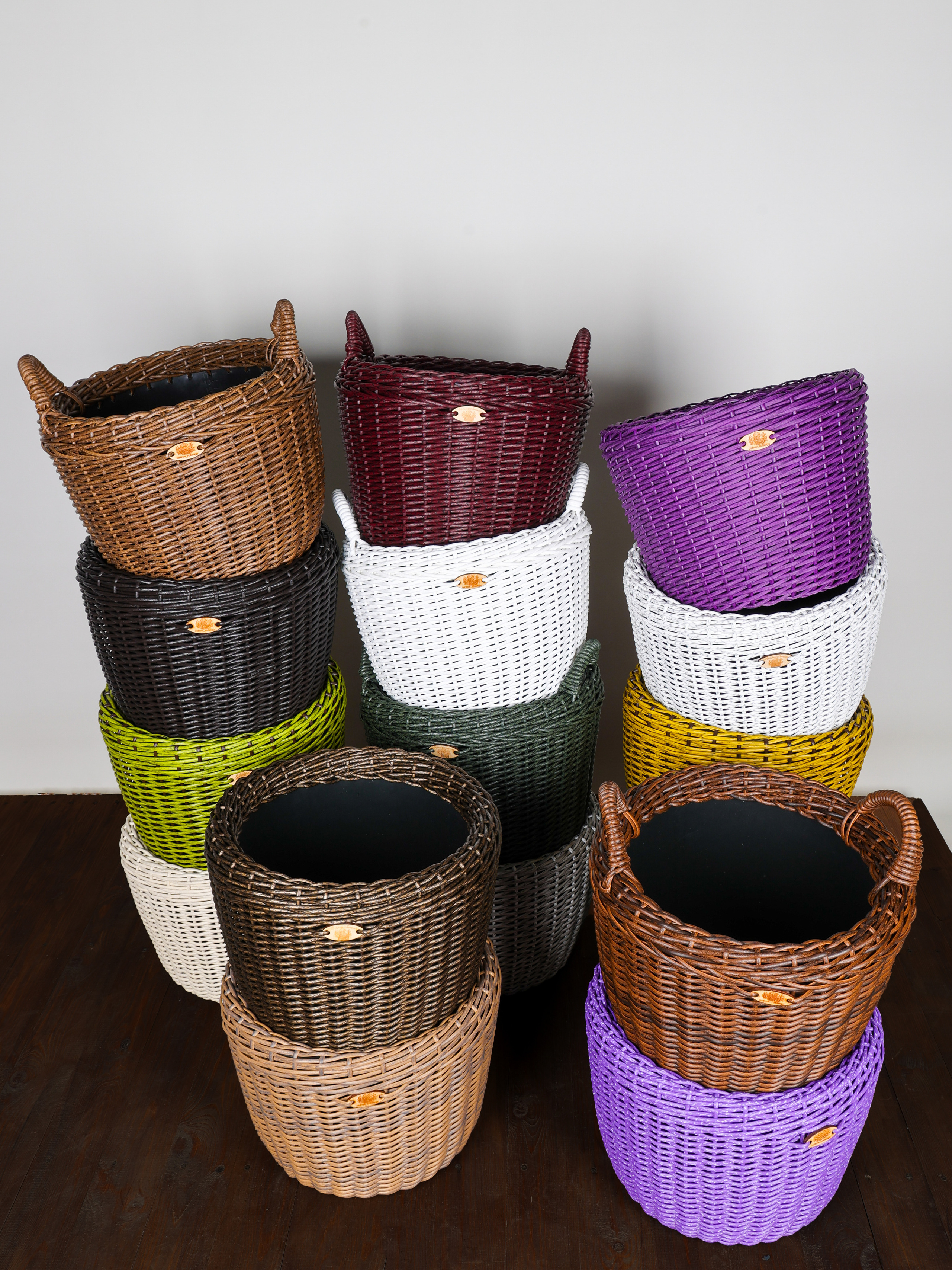 КОРЗИНЫ РОТАНГ. Фотограф Владимир Роля