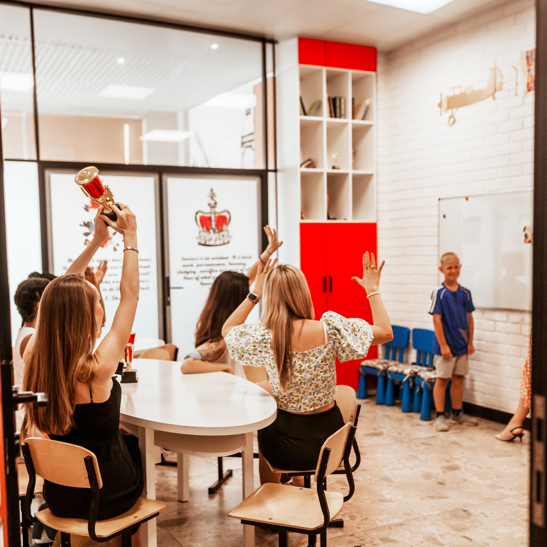 Школа английского языка. Контент фотограф в Симферополе и по Крыму Даша Пац