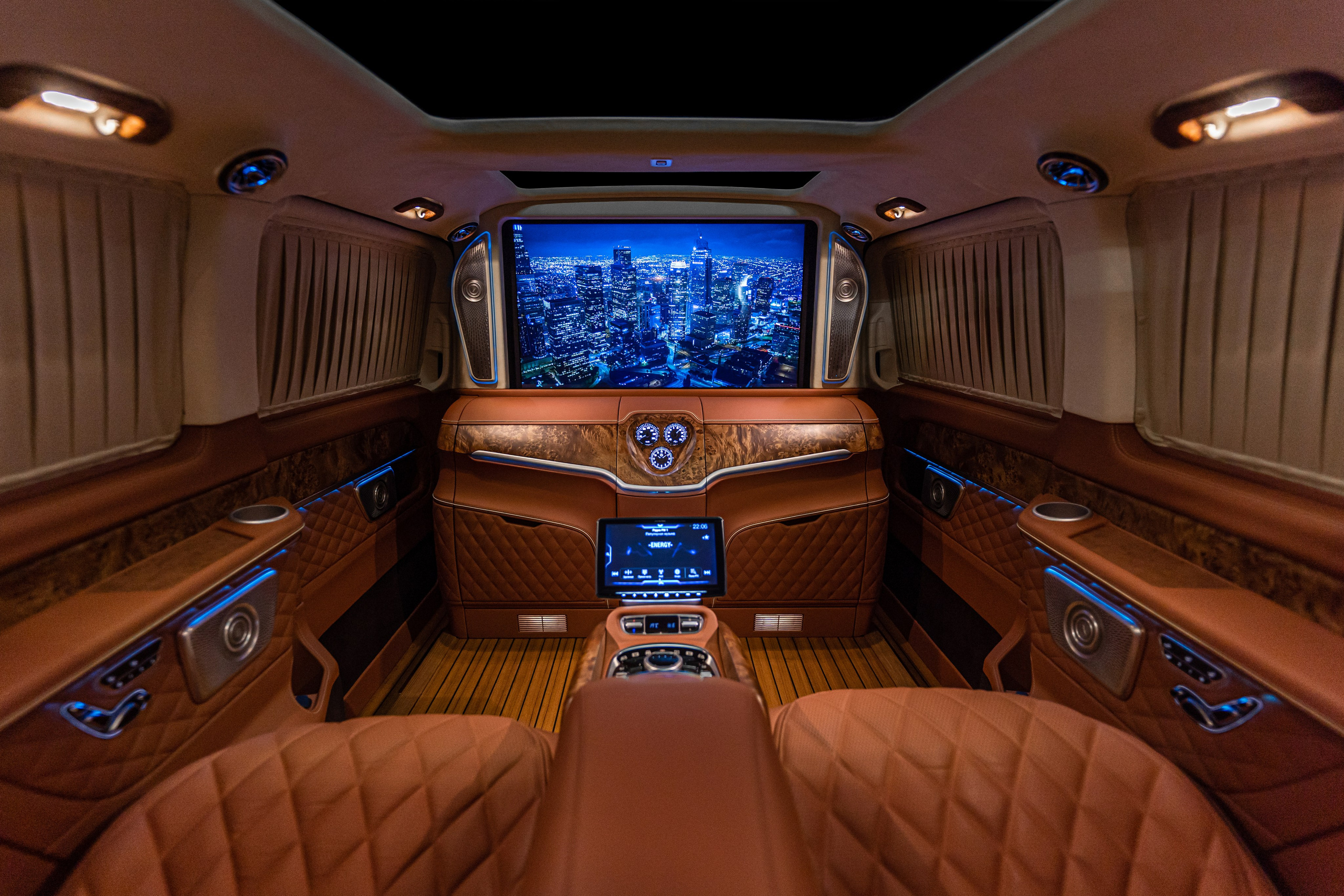 V-Class Brown Yacht. Автомобильный фотограф в Москве | Базилев Александр