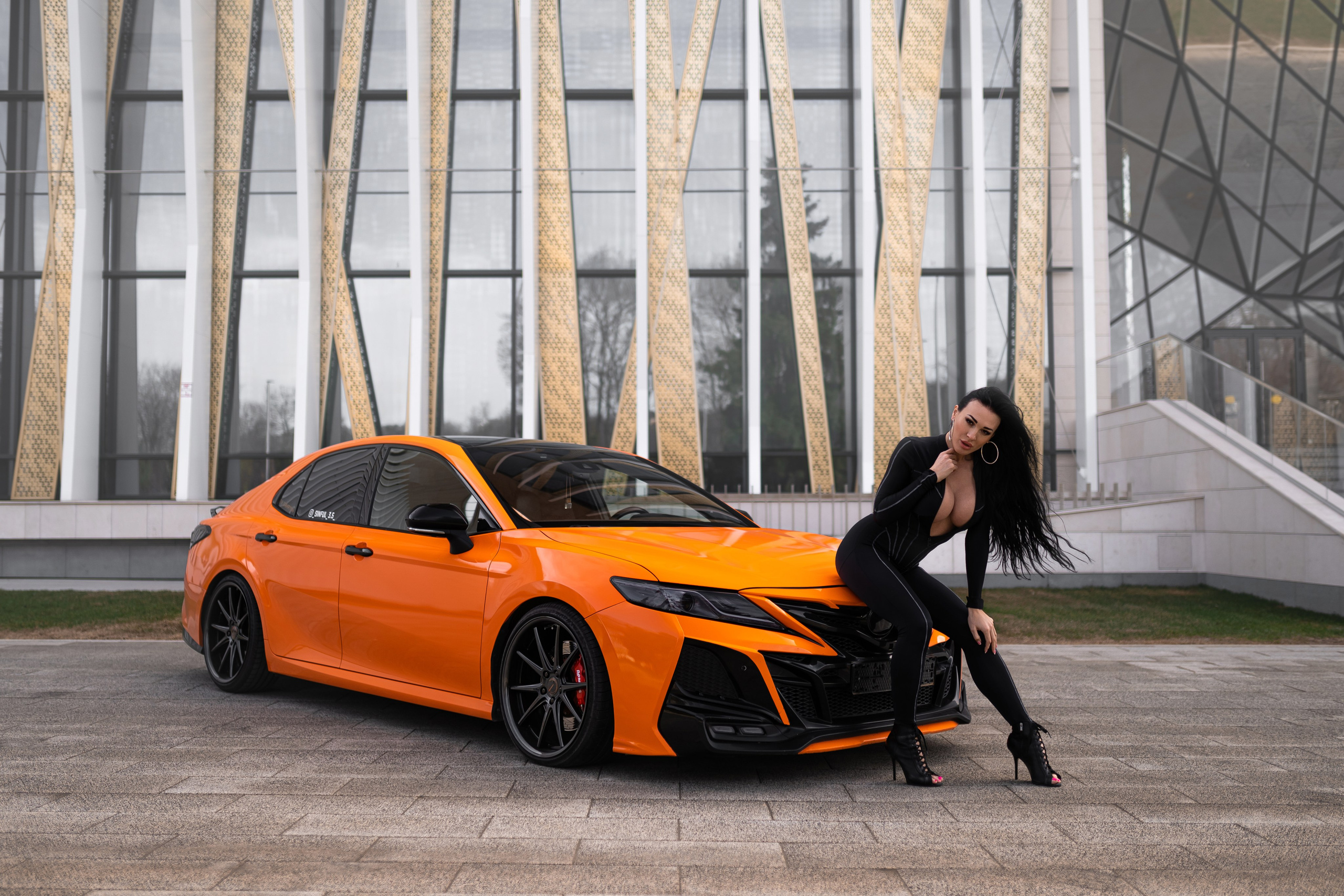 Oxy x Camry Khann. Автомобильный фотограф в Москве | Базилев Александр