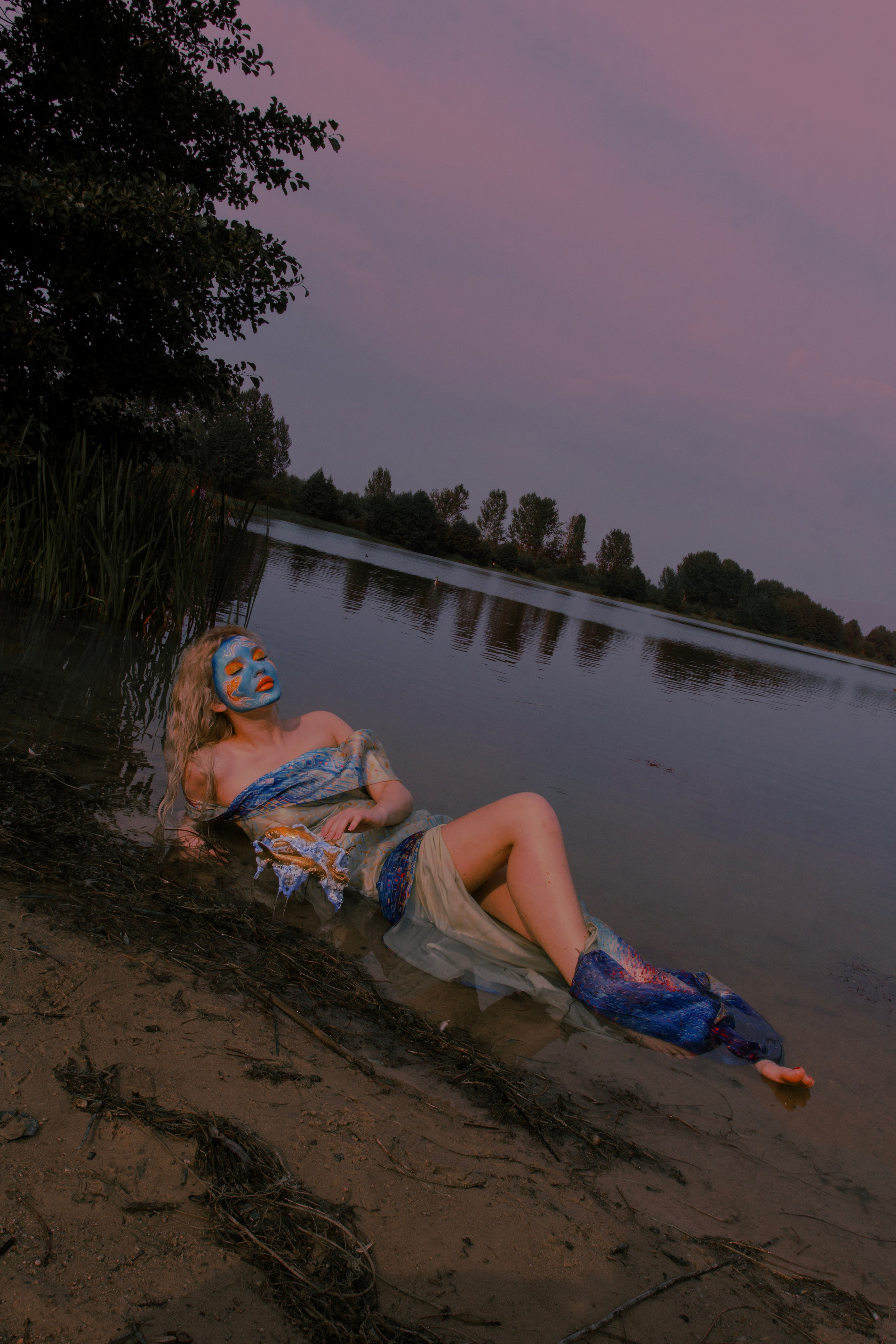 Золотая, ты как здесь оказалась?