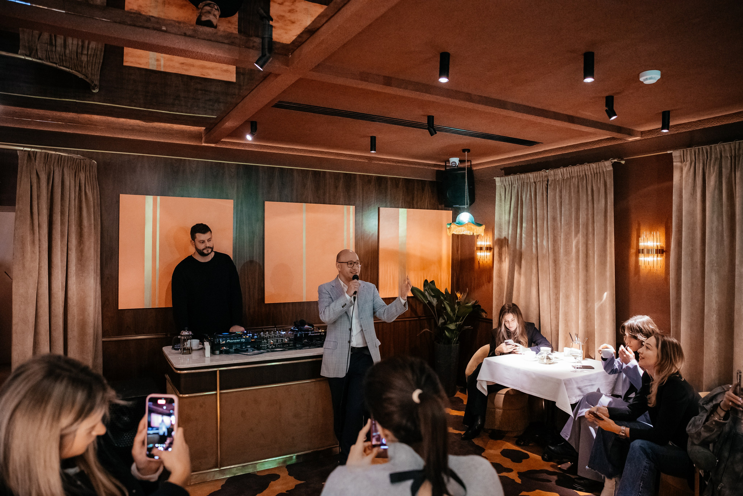 Miller et Bertaux. Светский фотограф — Анисина Ирина