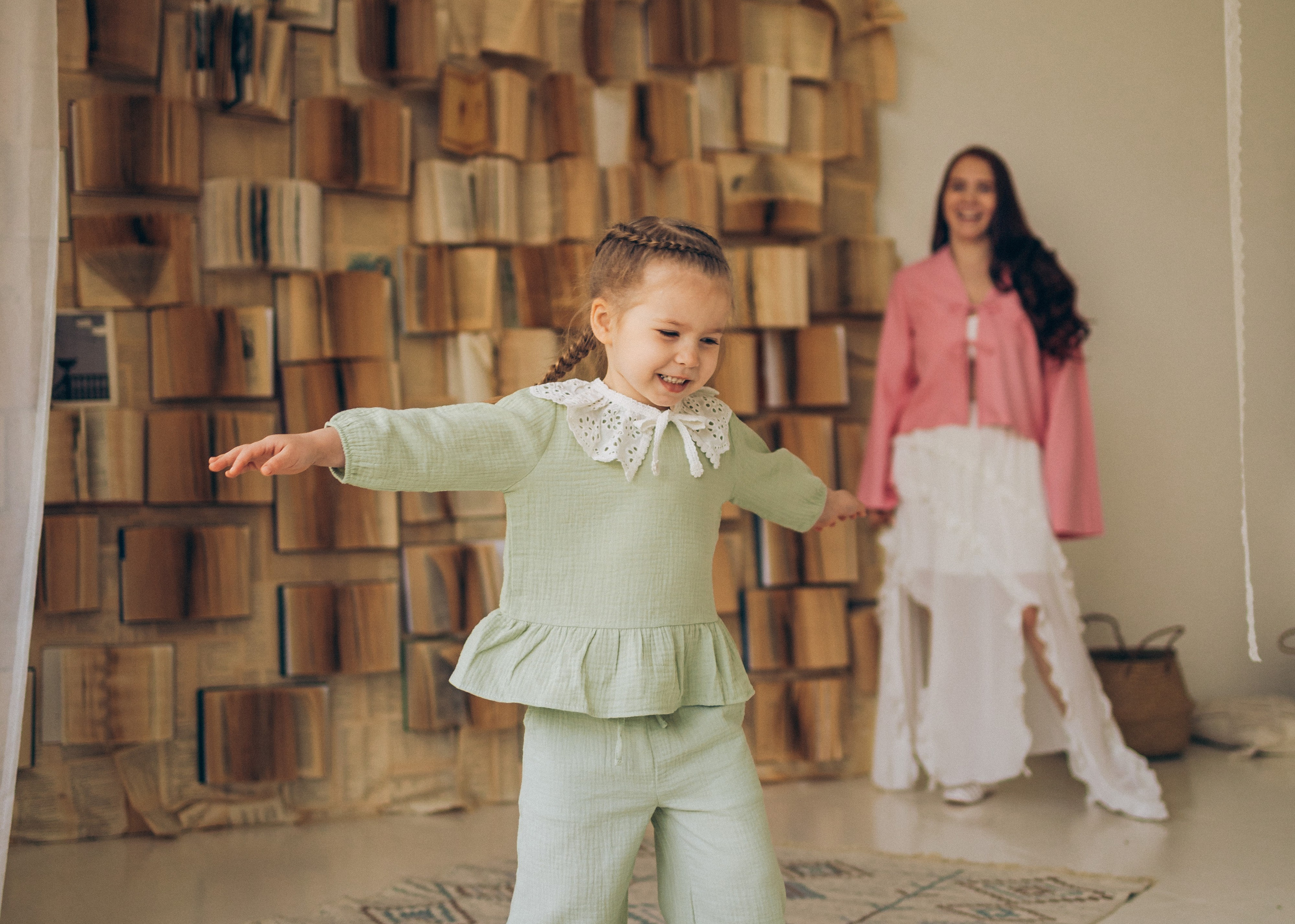 Аня и София. Семейный фотограф В Москве Александра Дейкун