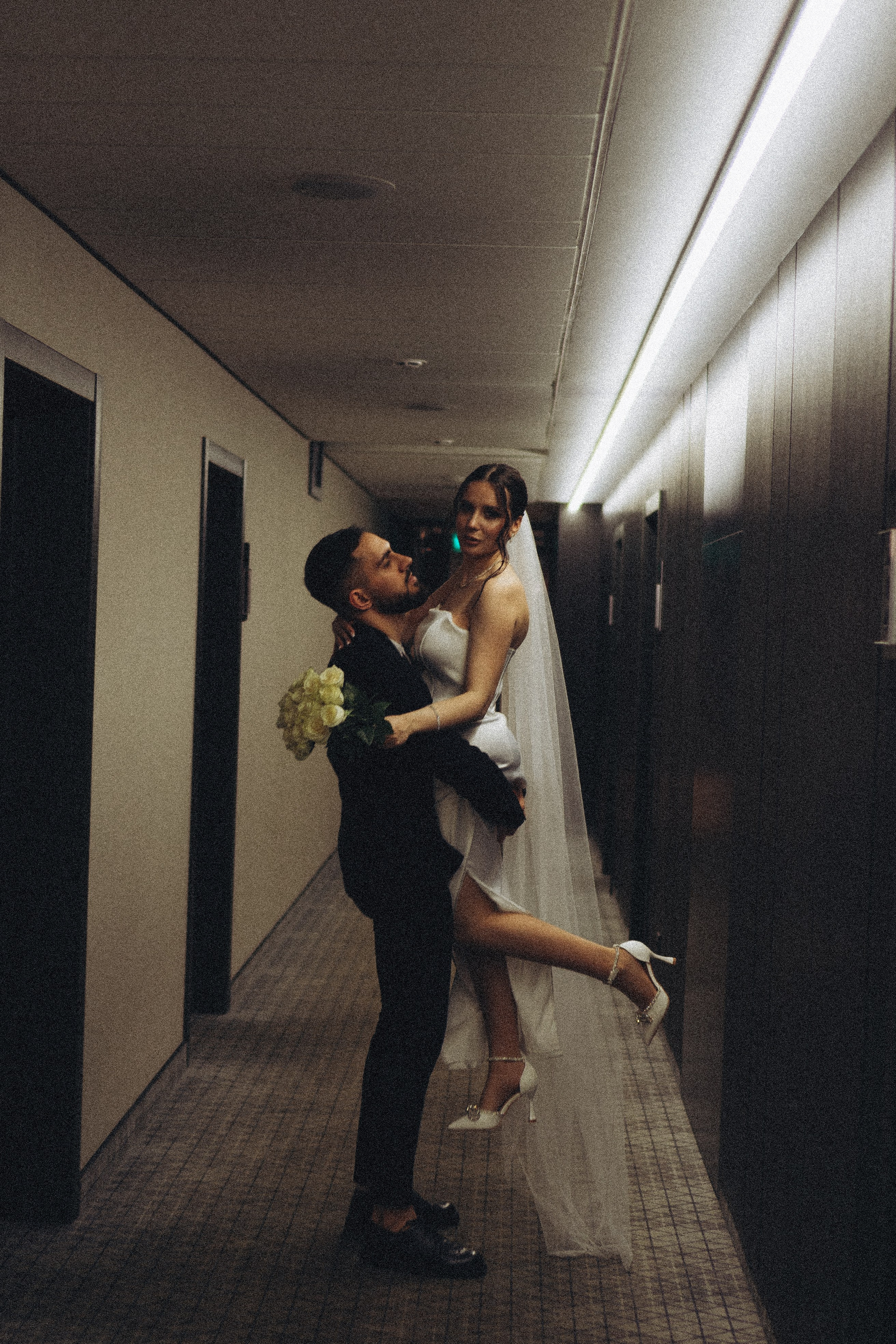 СВАДЕБНАЯ СЬЕМКА СБОРОВ ЖЕНИХА И НЕВЕСТЫ В ОТЕЛЕ И ТАКЖЕ ФОТОСЕССИИЯ В ОТЕЛЕЕ МЕГАПОЛИС БРЯНСК. Профессиональный фотограф, Санкт-Петербург — Виктория Богомолова