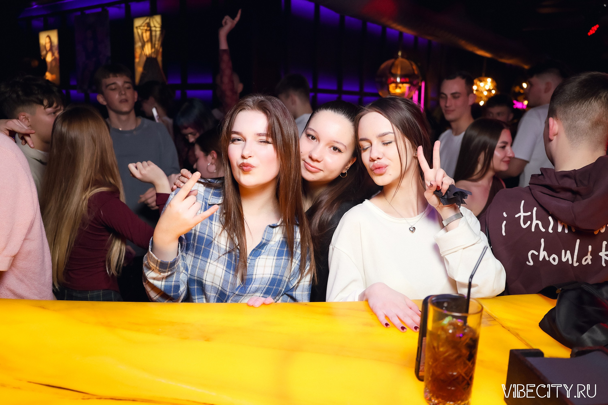 DOUBLE U. VIBECITY.RU Вайб Сити Ру Фоторепортажи Фотоотчеты Калининград