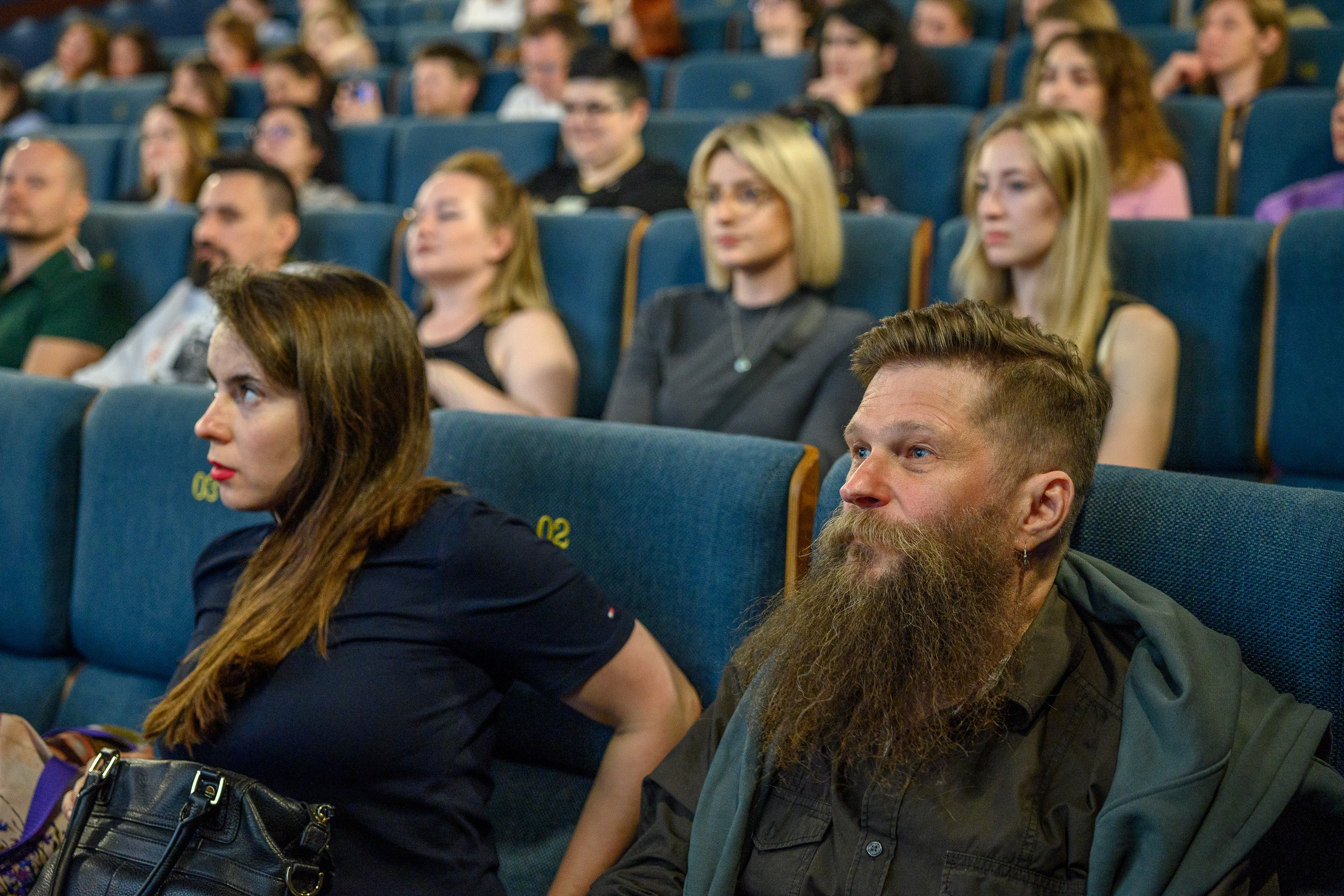Предпремьерные съёмки кинопоказов. Семейный, уличный и пейзажный фотограф в Москве Никифоров Виктор