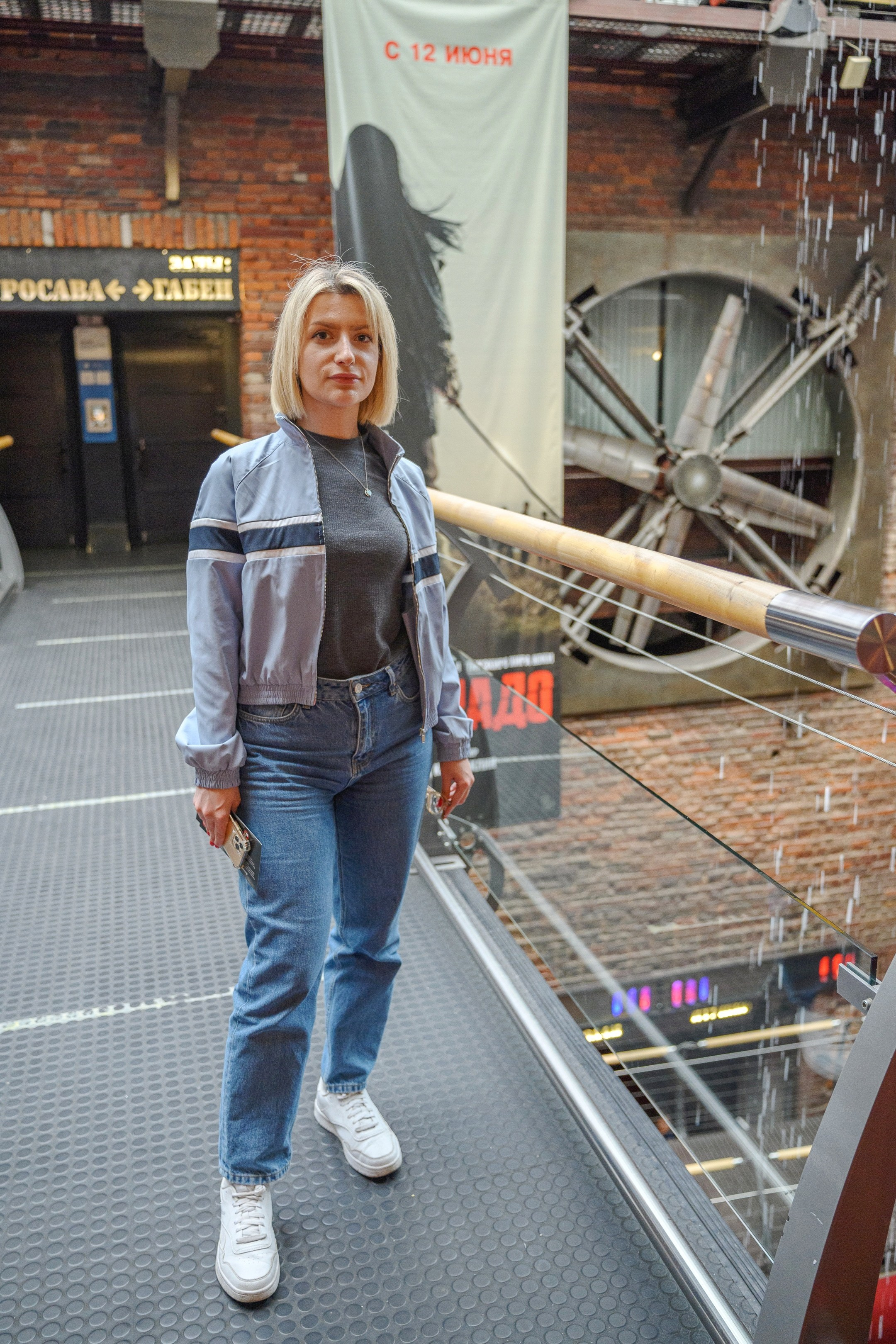 Предпремьерные съёмки кинопоказов. Семейный, уличный и пейзажный фотограф в Москве Никифоров Виктор