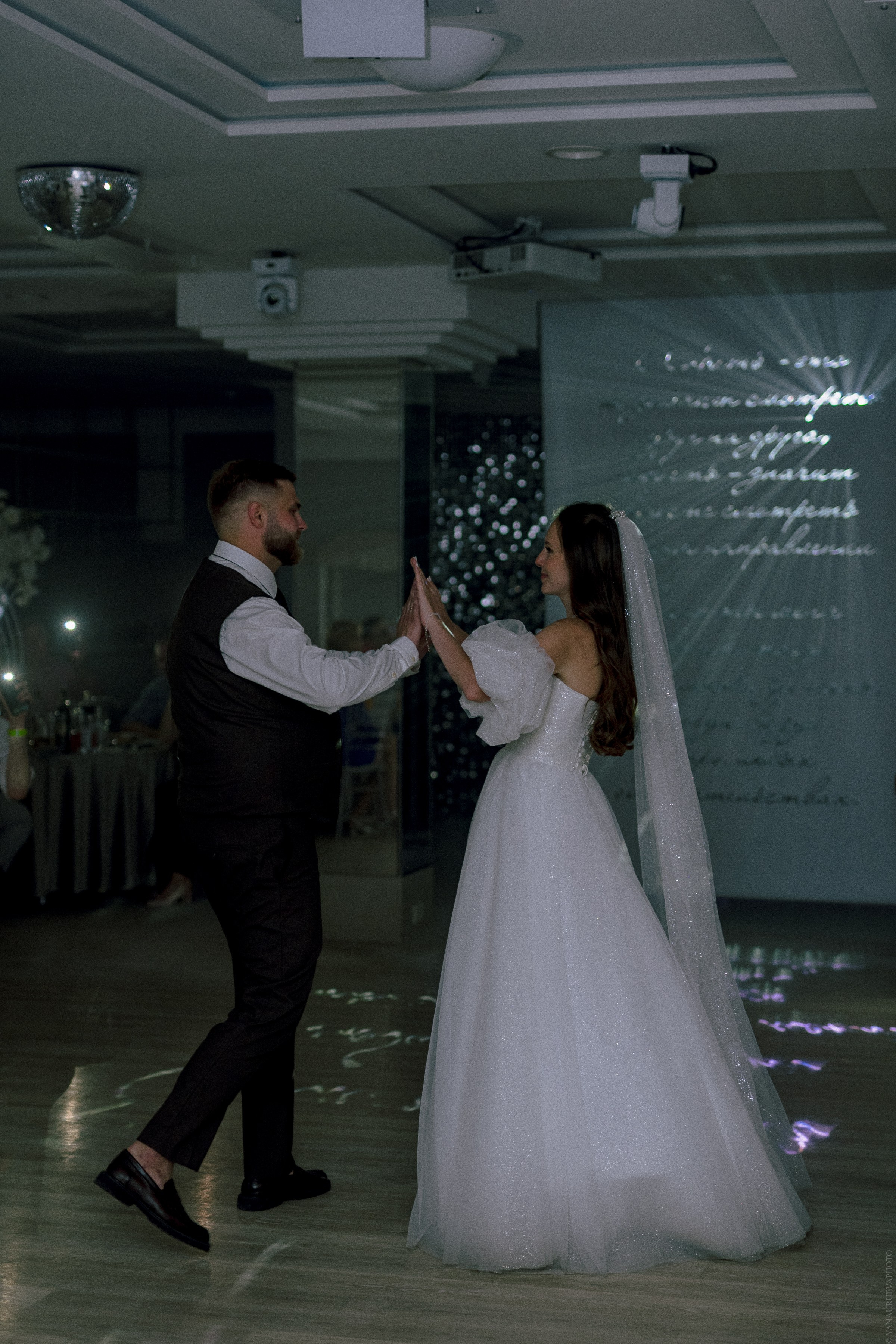 Свадебный анонс. Игорь и Анна. Свадебный и контент- фотограф в Тольятти, Самаре, Москве Яна Уруева