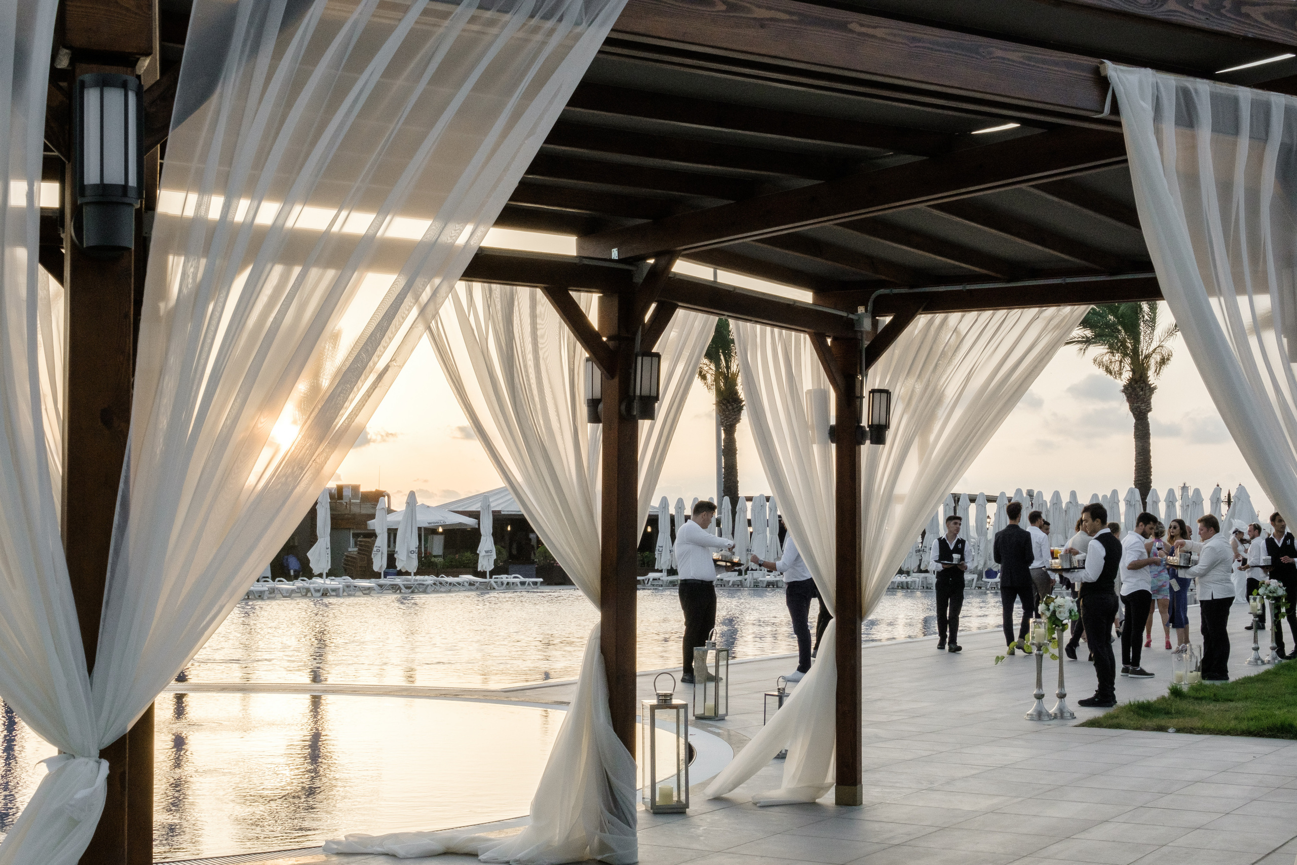 Турецкая свадьба на берегу Босфора. Свадебный фотограф Элли Федосеева