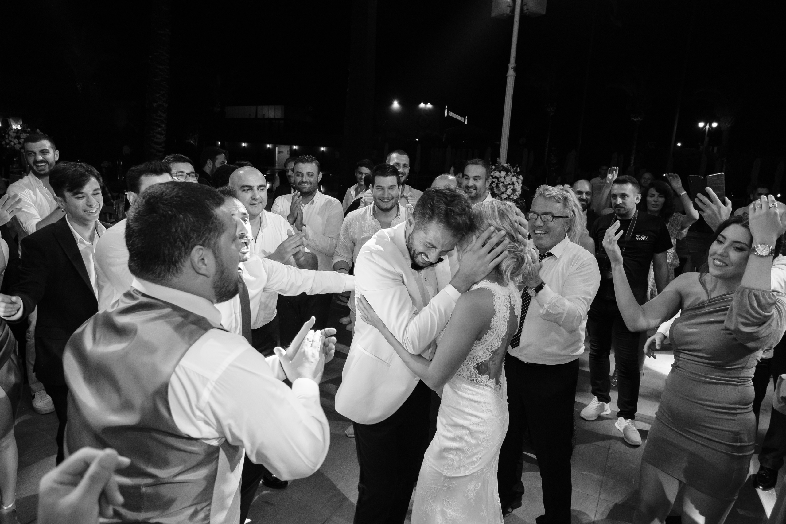 Турецкая свадьба на берегу Босфора. Свадебный фотограф Элли Федосеева