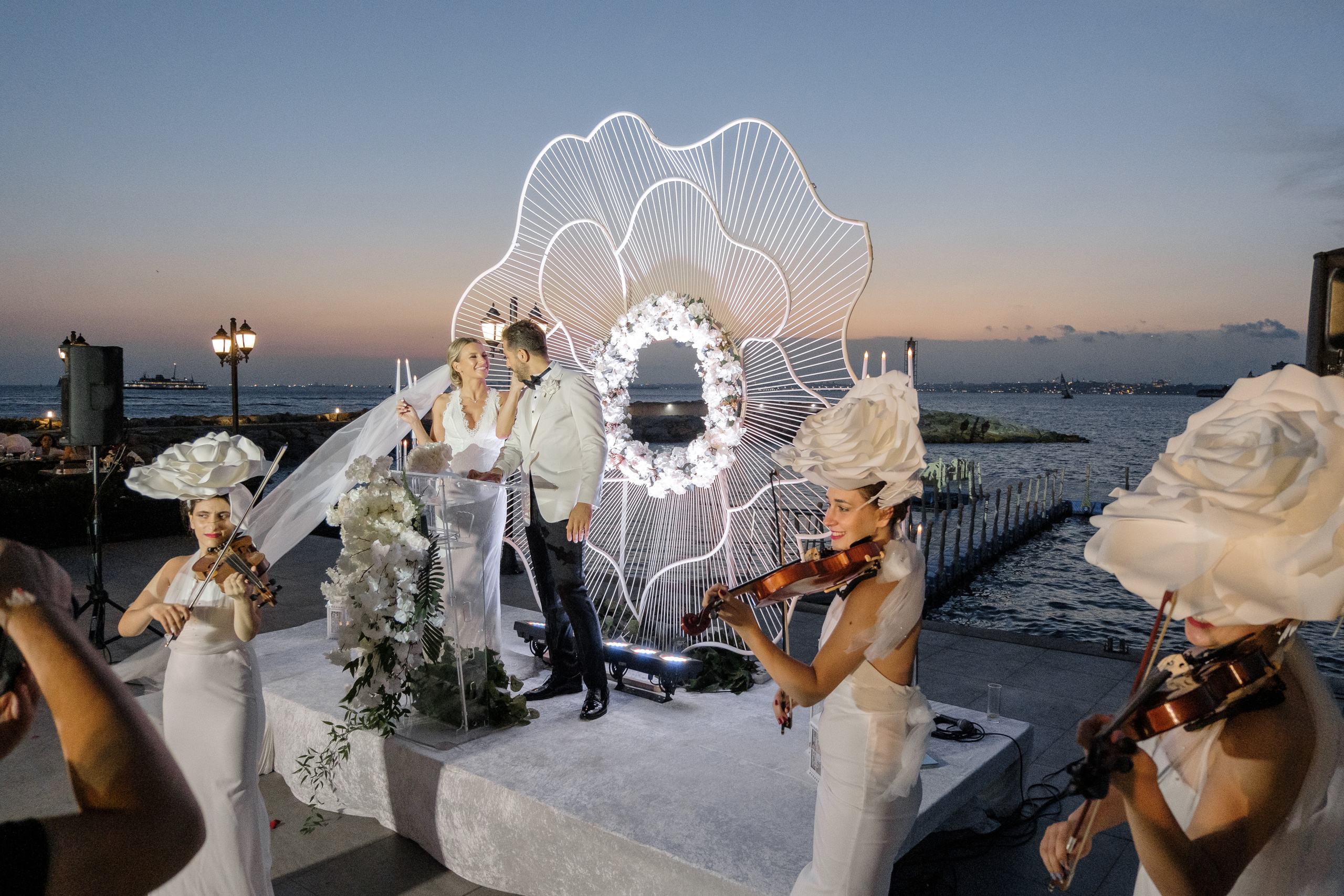 Турецкая свадьба на берегу Босфора. Свадебный фотограф Элли Федосеева