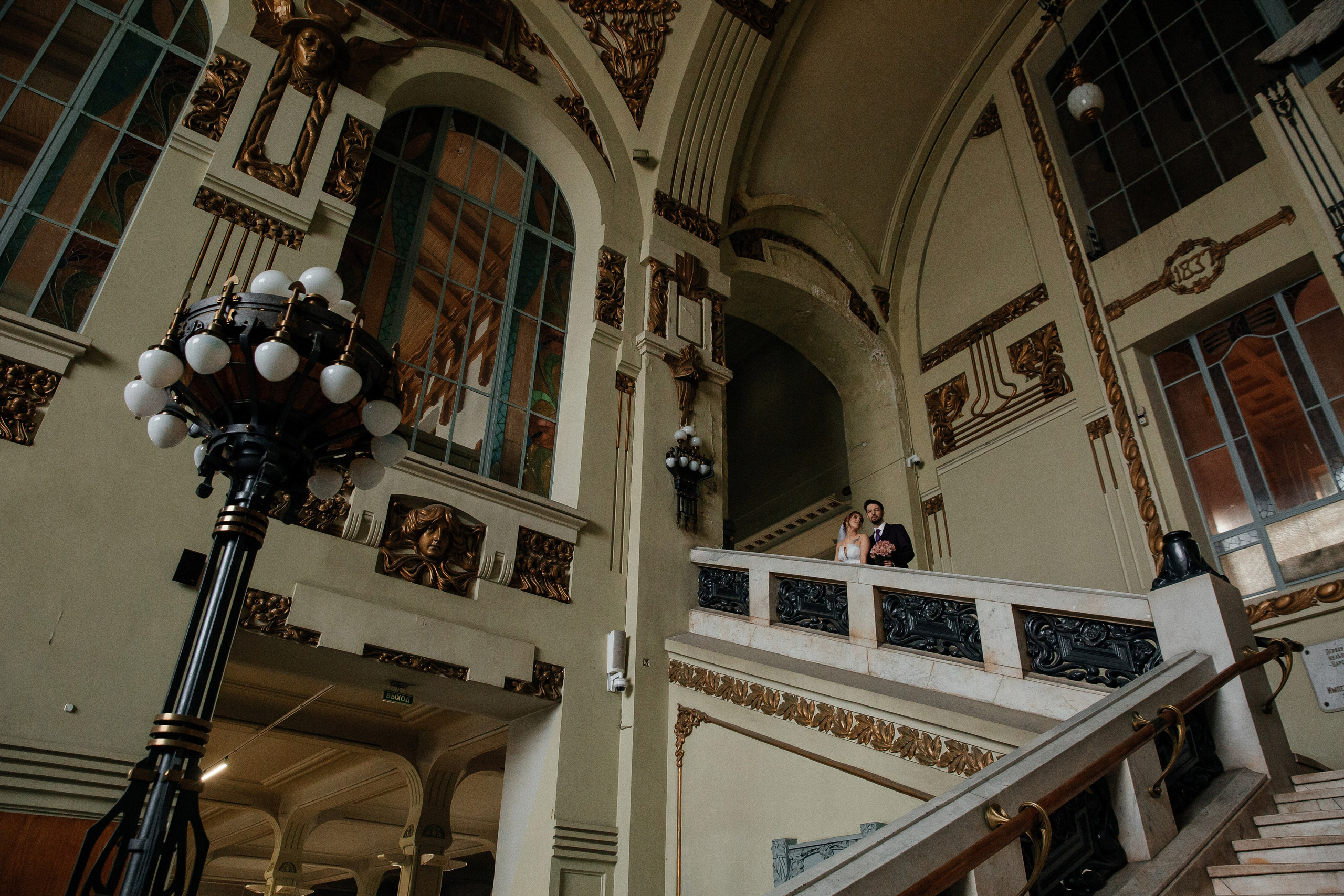 Первый ЗАГС и Фотосессия на Витебском в апреле. Свадебный фотограф в Санкт-Петербурге Вика Стукачева
