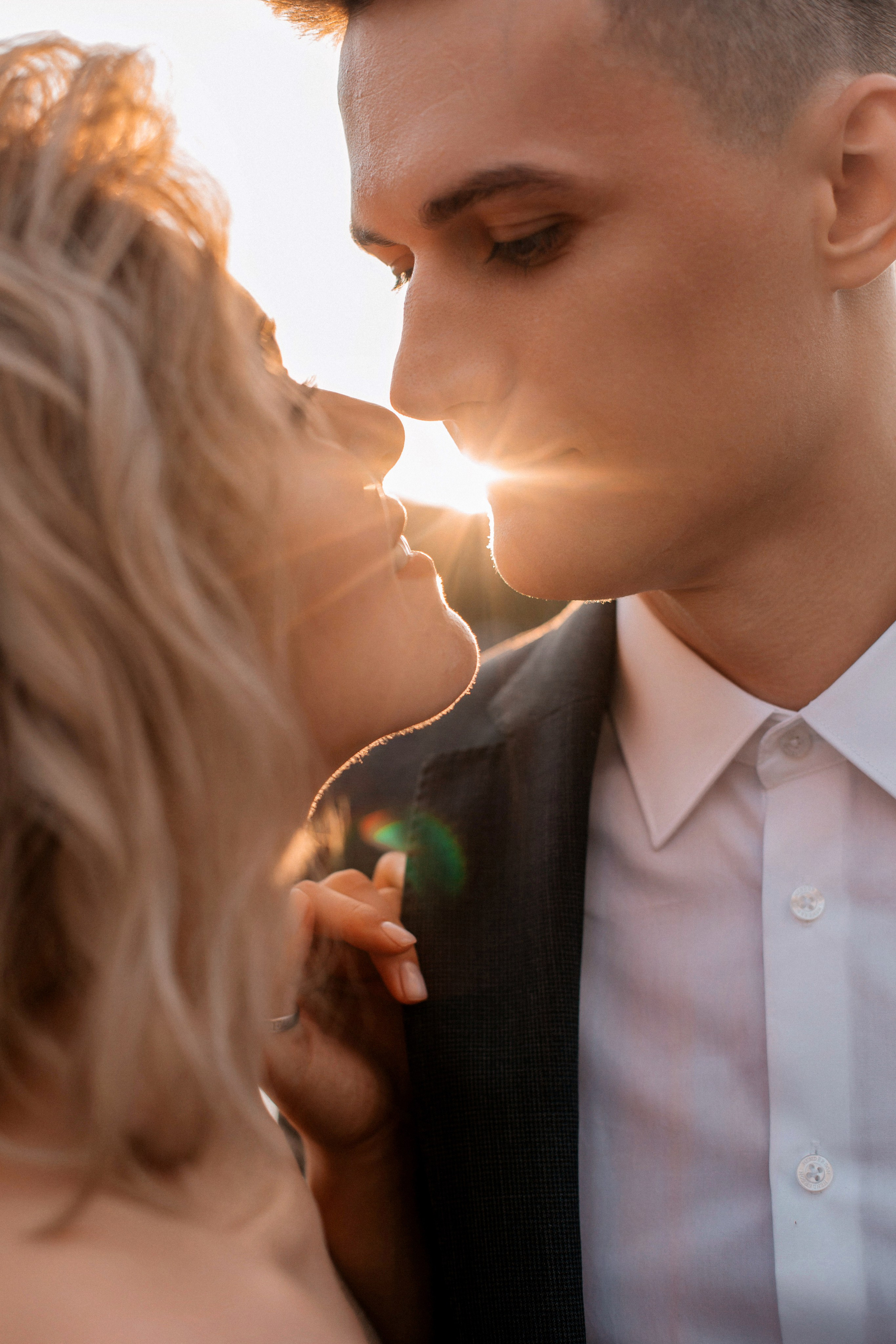 Свадьба для двоих с прогулкой в Выборге. Свадебный фотограф в Санкт-Петербурге Вика Стукачева