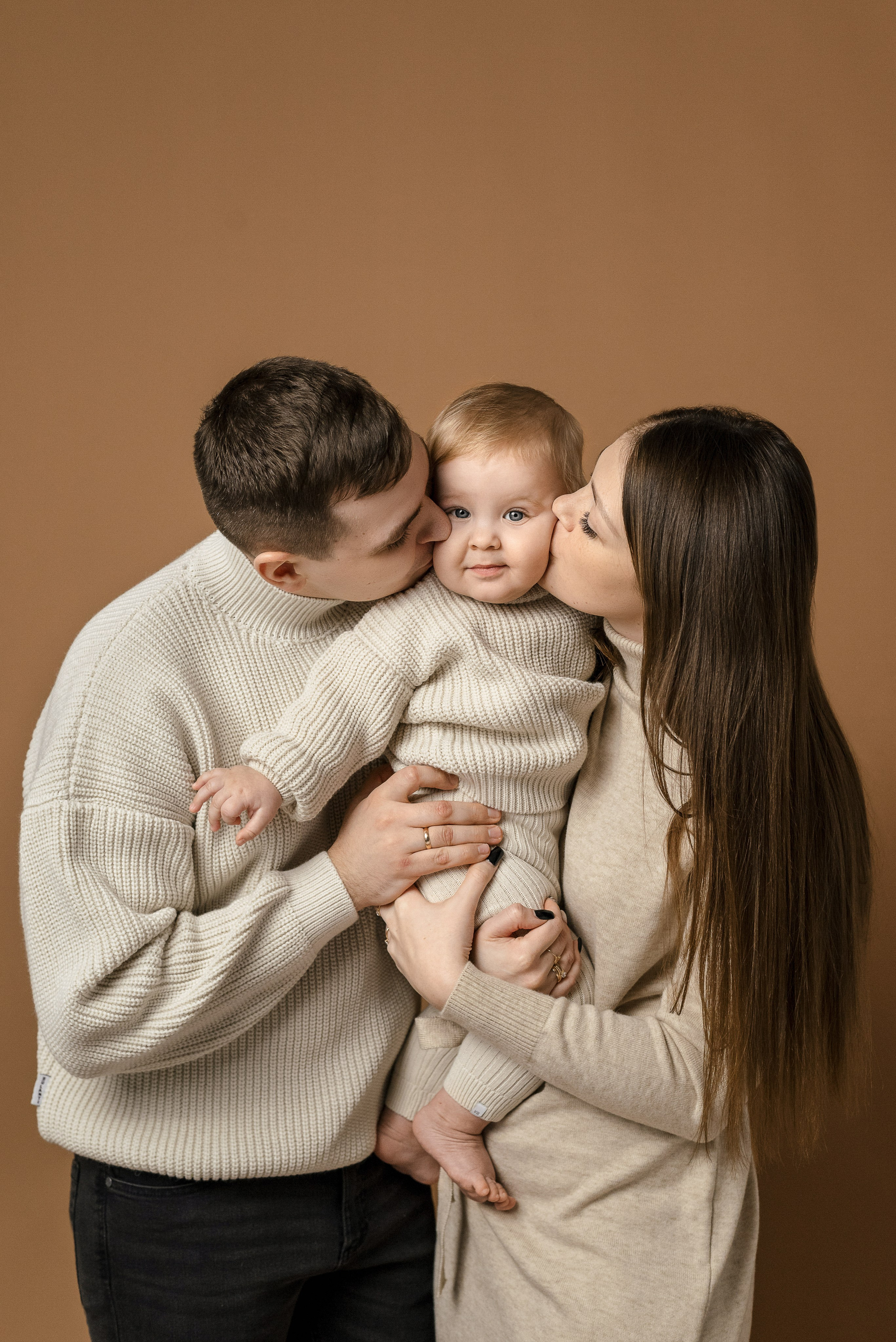 Семейный фотограф в Брянске фотостудии Брянск. Семейный и репортажный фотограф Брянск — Москва Олеся Юрьева. Съёмка крещения и венчания