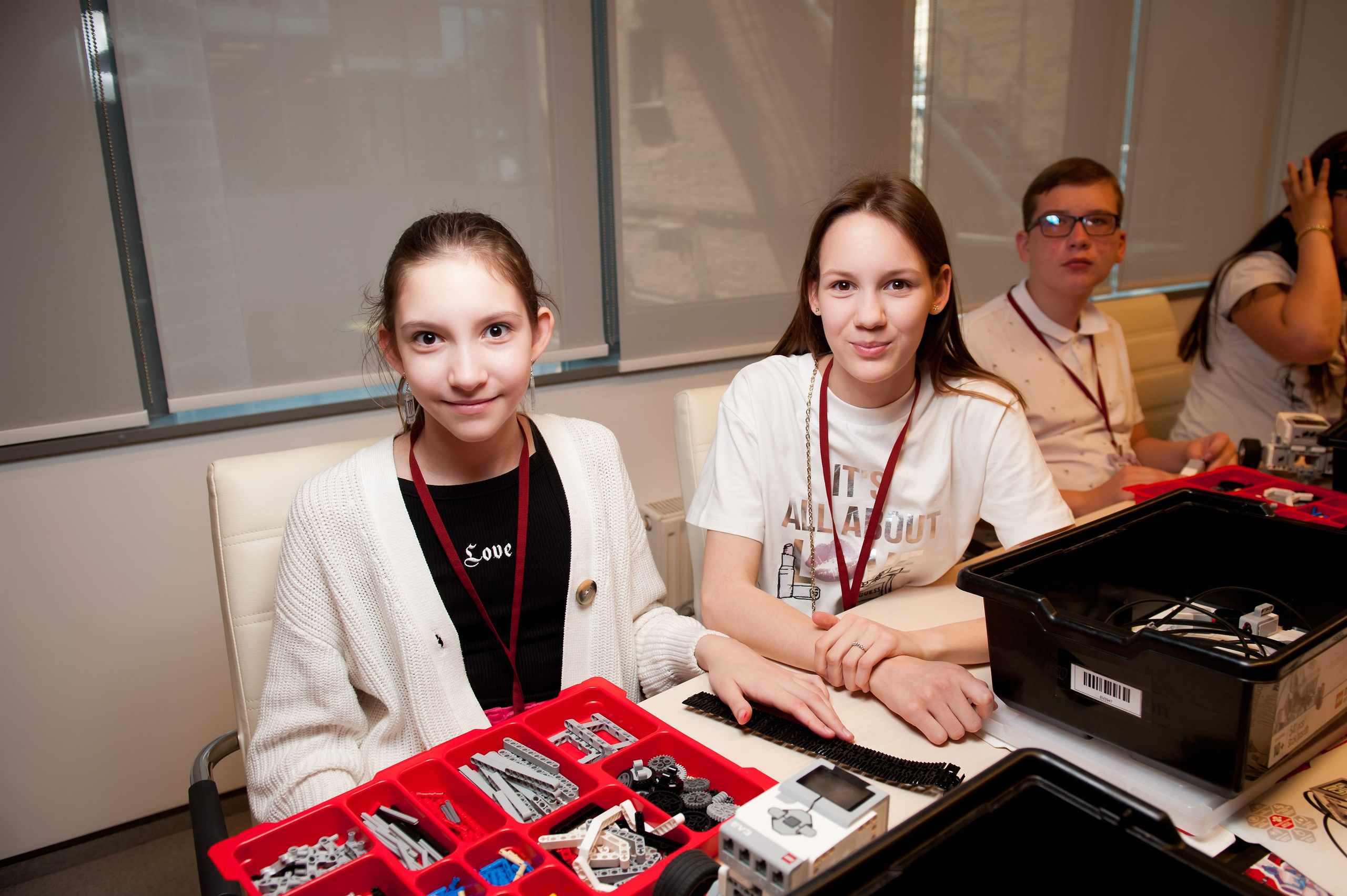 Первая Грузовая Компания — Детский день (офис). Репортажный фотограф и видеограф Слава Думчев. Тимбилдинги, отчетники, корпоративы