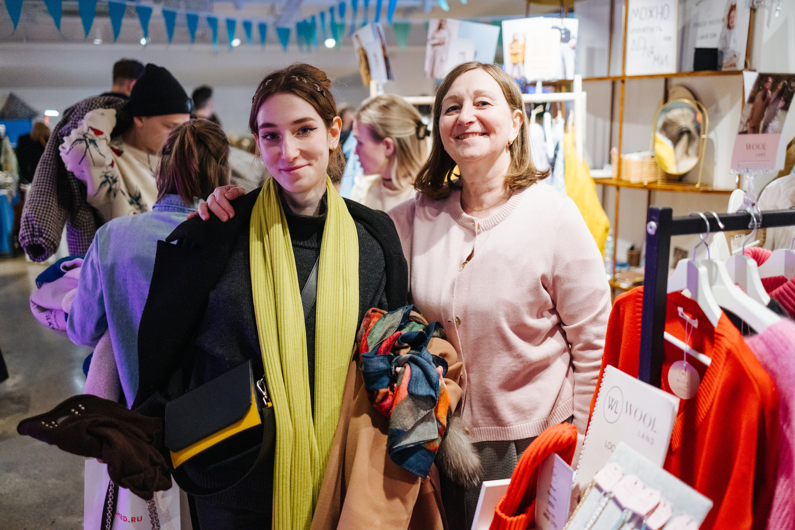 2–3 марта 2024 в пространстве «Три вокзала. Депо» / День 1 / фото Валерий Белобеев. Фотоотчеты «Ламбада-маркета»