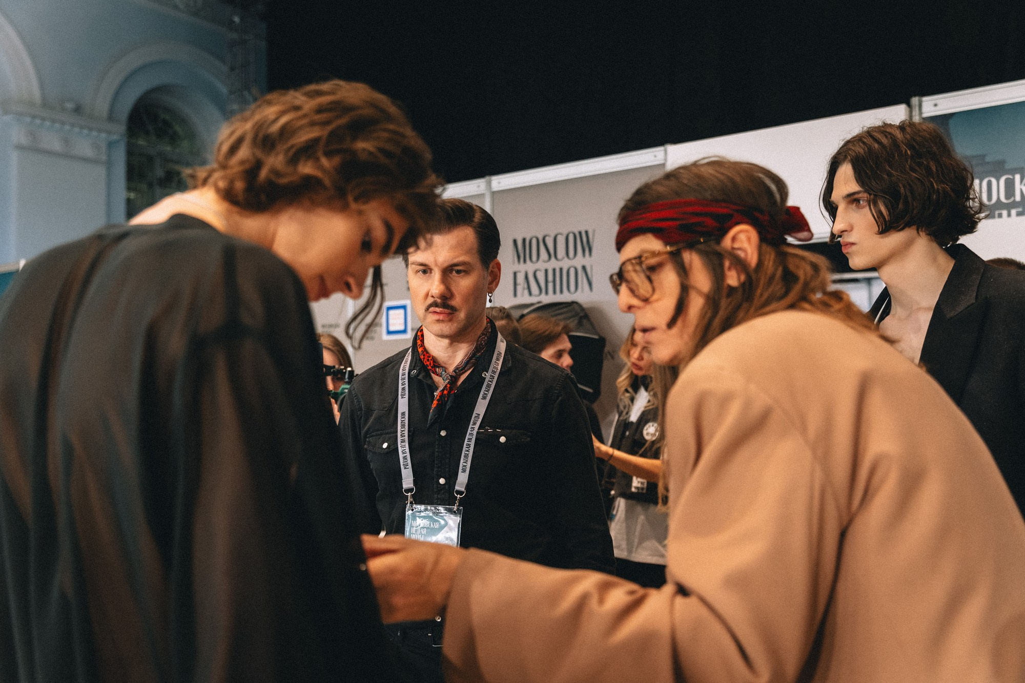 Где мода снимает маски. Backstage недели моды в Москве. Татьяна Фомичева. Репортажный и светский фотограф в Москве