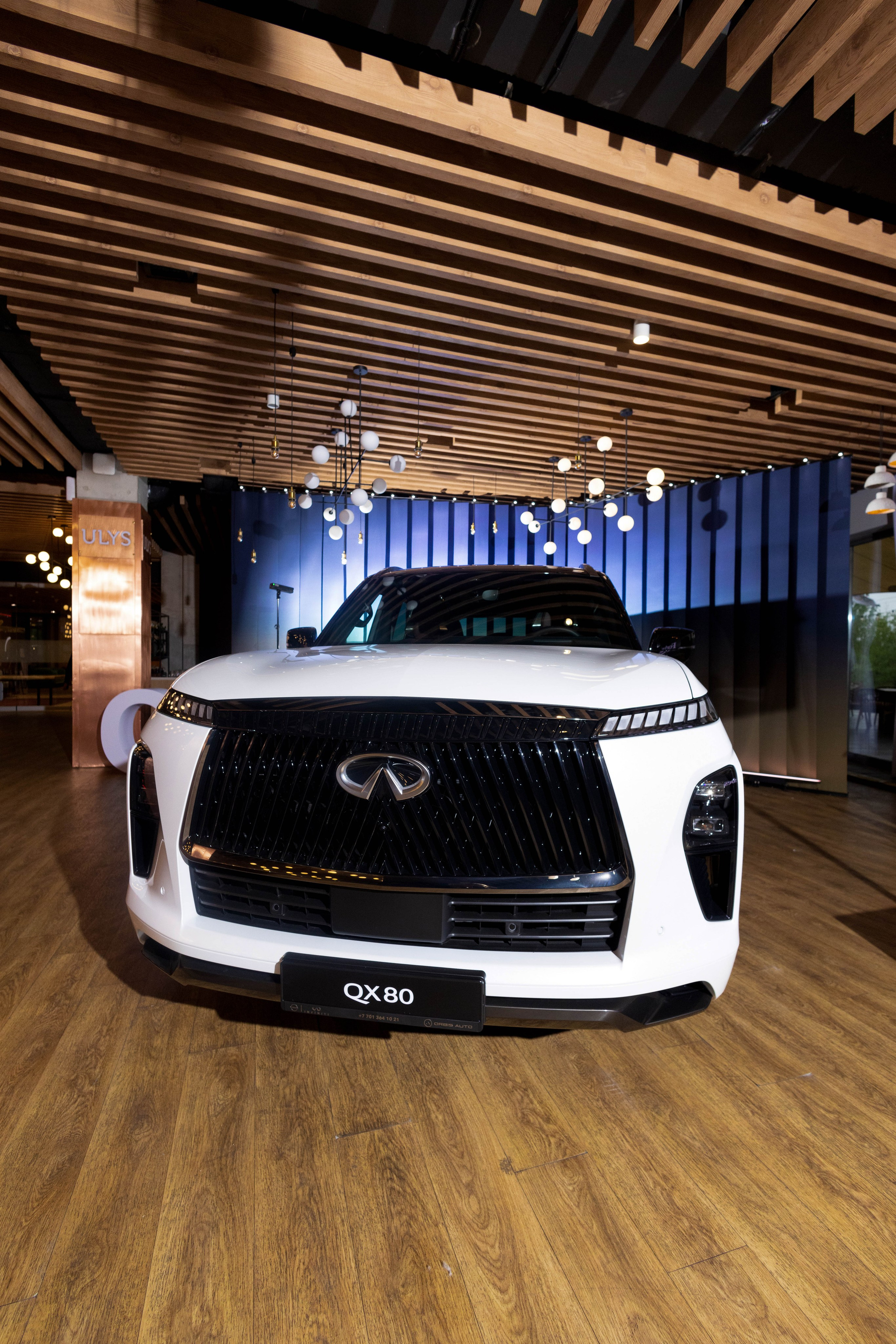 QX80 INFINITI. Кристина Шнайдер репортажный фотограф Алматы