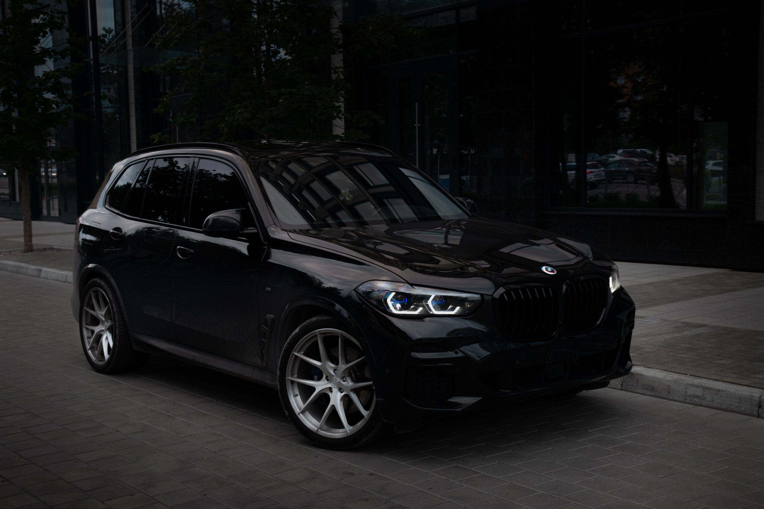 BMW X5 G05. Автомобильный фотограф и видеограф в Новосибирске|Александра Косухина