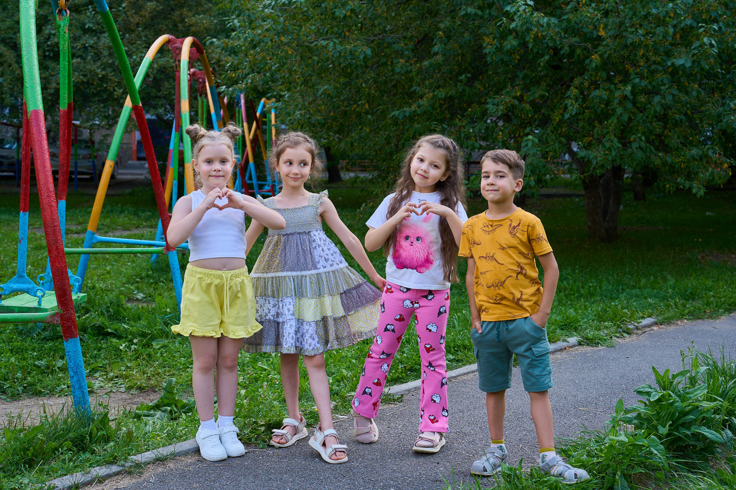 Уличные съёмки выпускников детского сада. Детский и семейный фотограф в Нижнем Тагиле Светлана Пономаренко