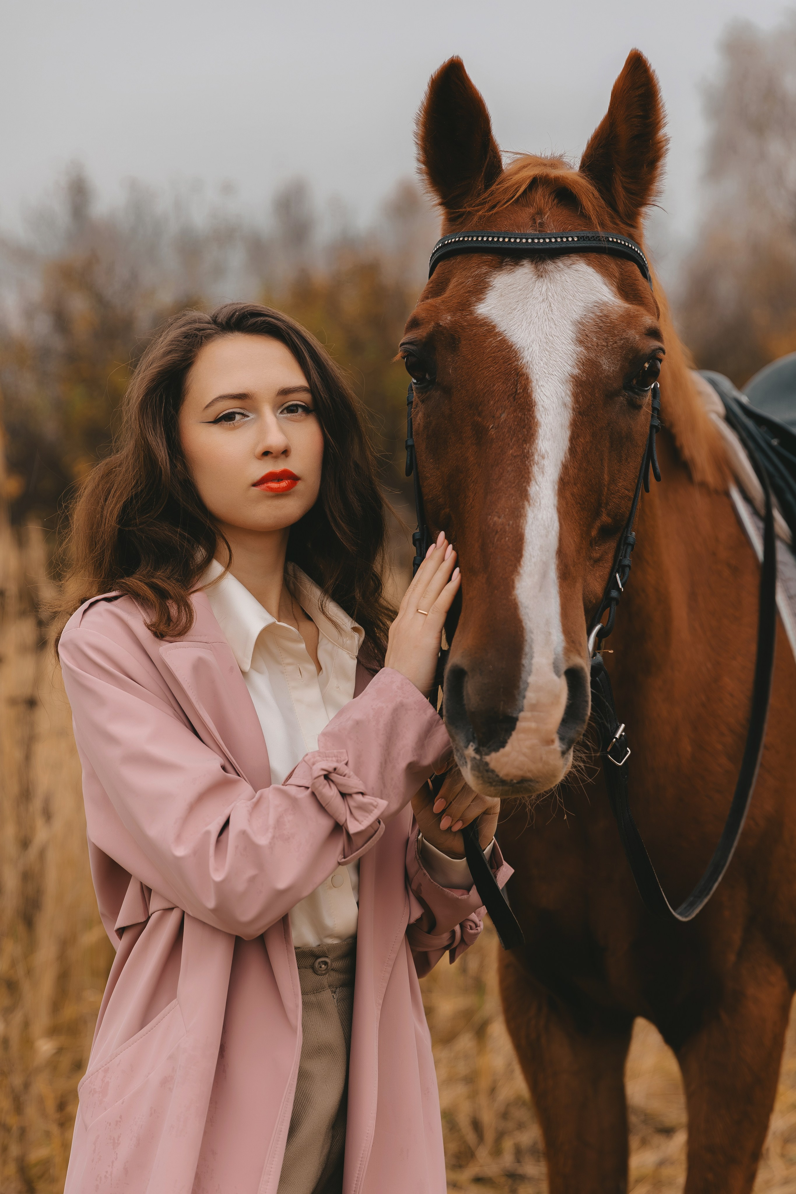 Женский портрет с лошадью. Семейный и женский фотограф в Москве Надежда Воробьева