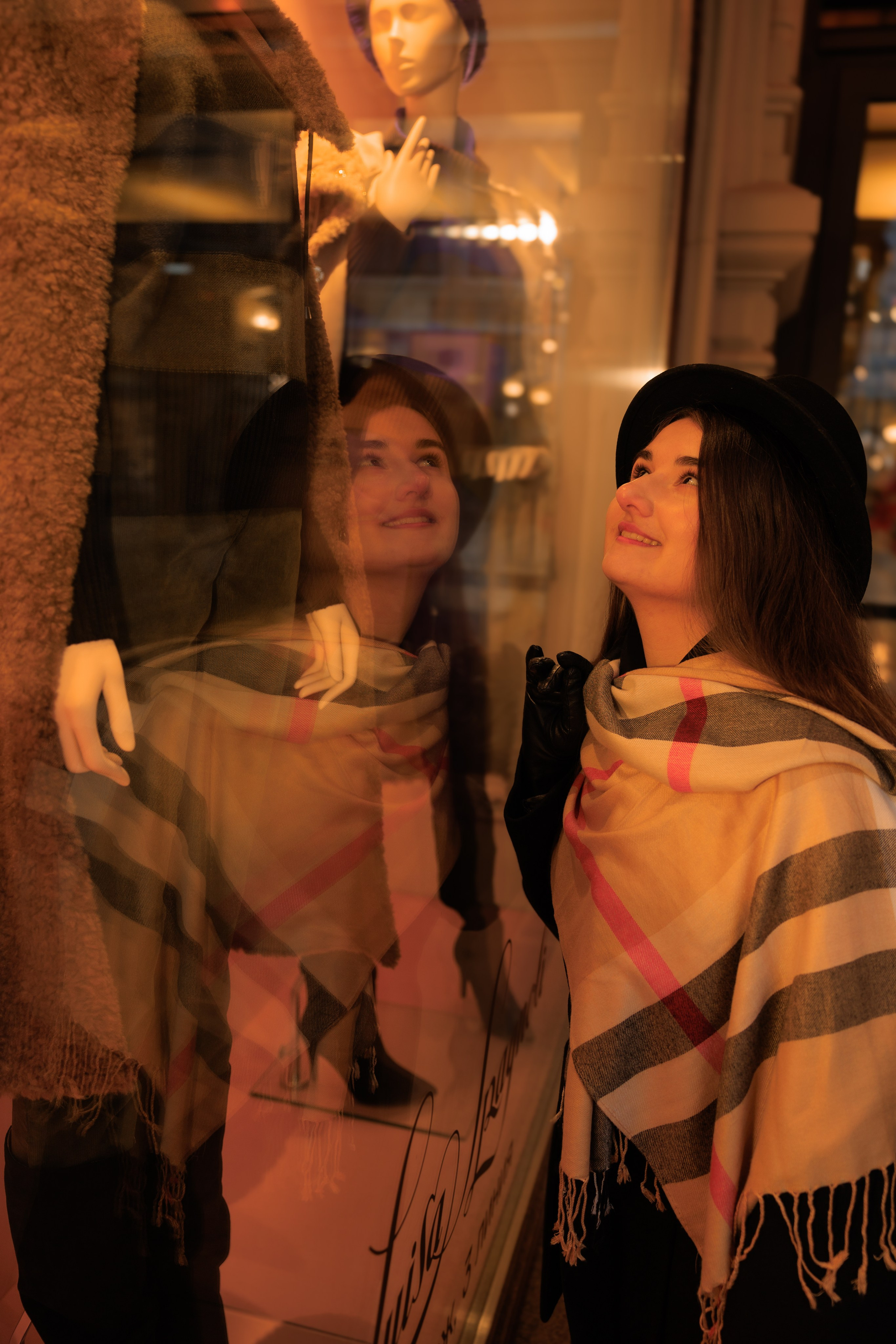 ДАША. Я фотограф из Москвы к Вашим услугам