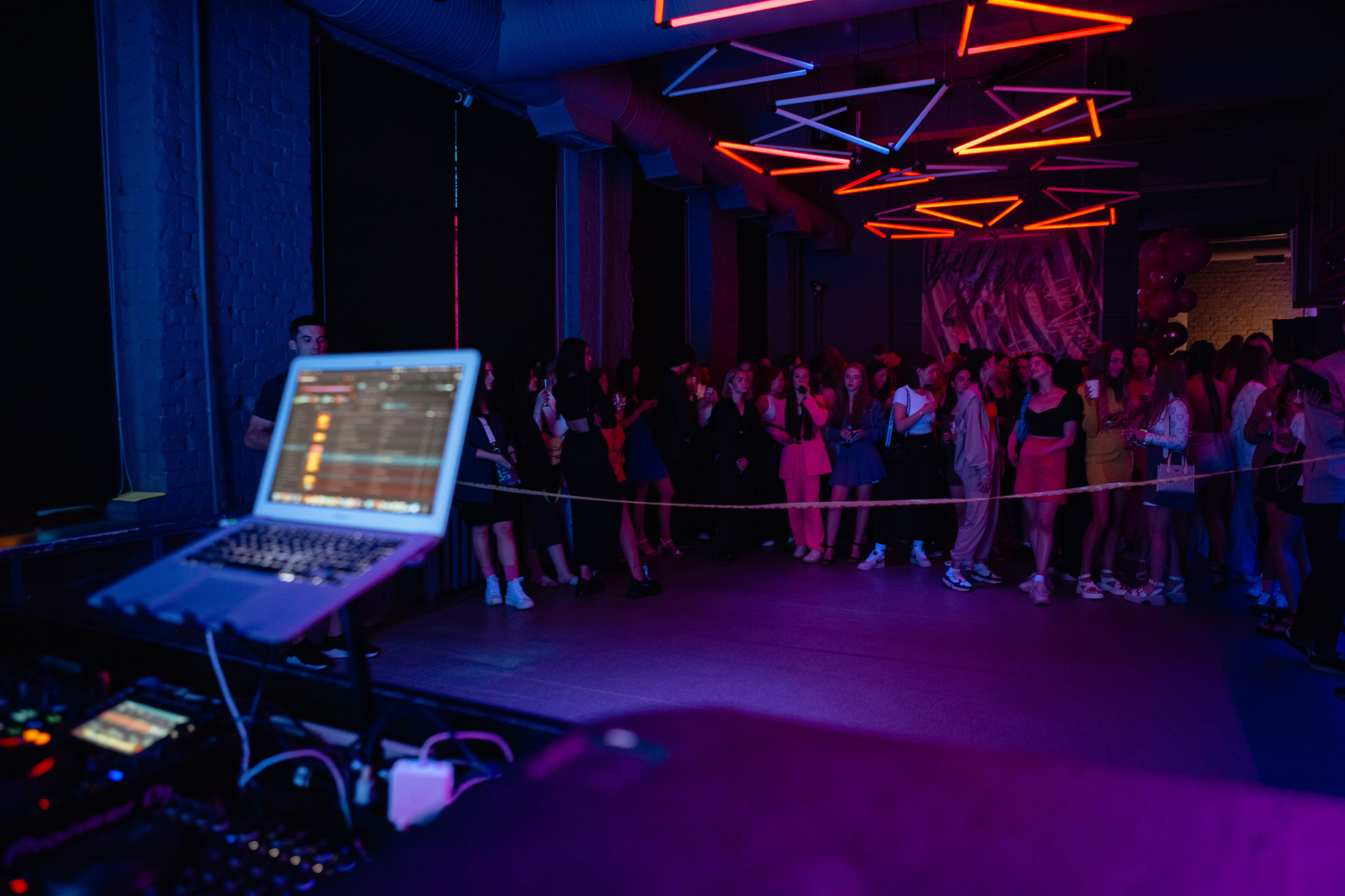 UZHE VYHOZHU — 5 years. Фотограф @alexandradmitrievaph