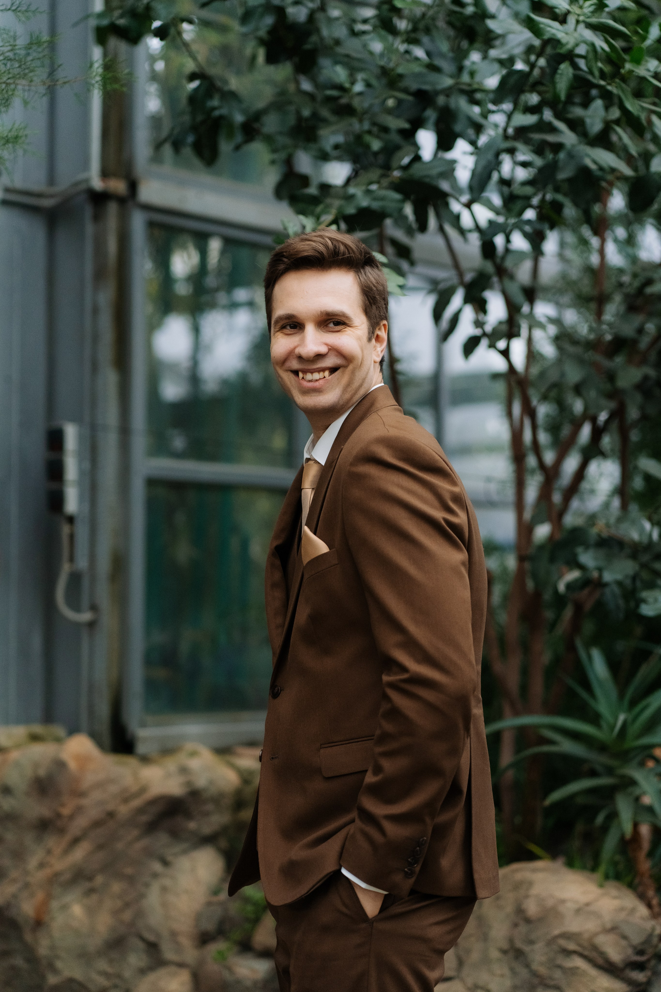 Свадебная фотосессия в оранжерее, Москва. Свадебный фотограф в Москве Анна Полушина