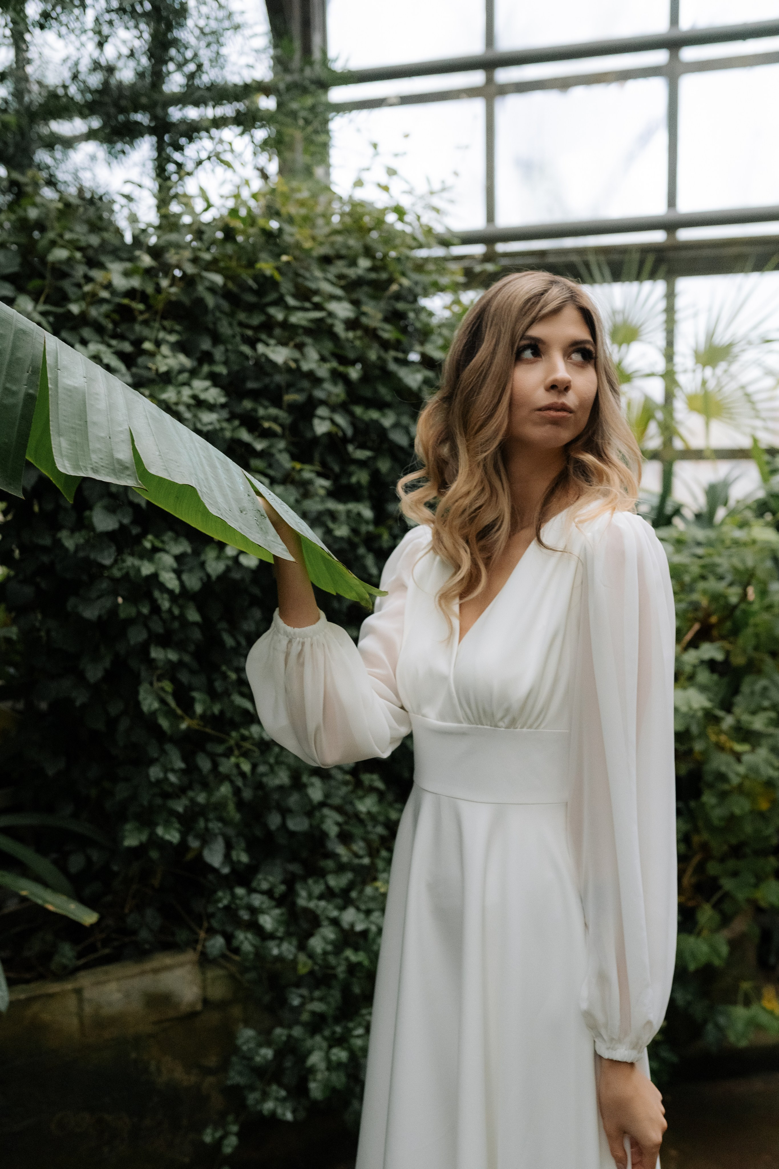 Свадебная фотосессия в оранжерее, Москва. Свадебный фотограф в Москве Анна Полушина