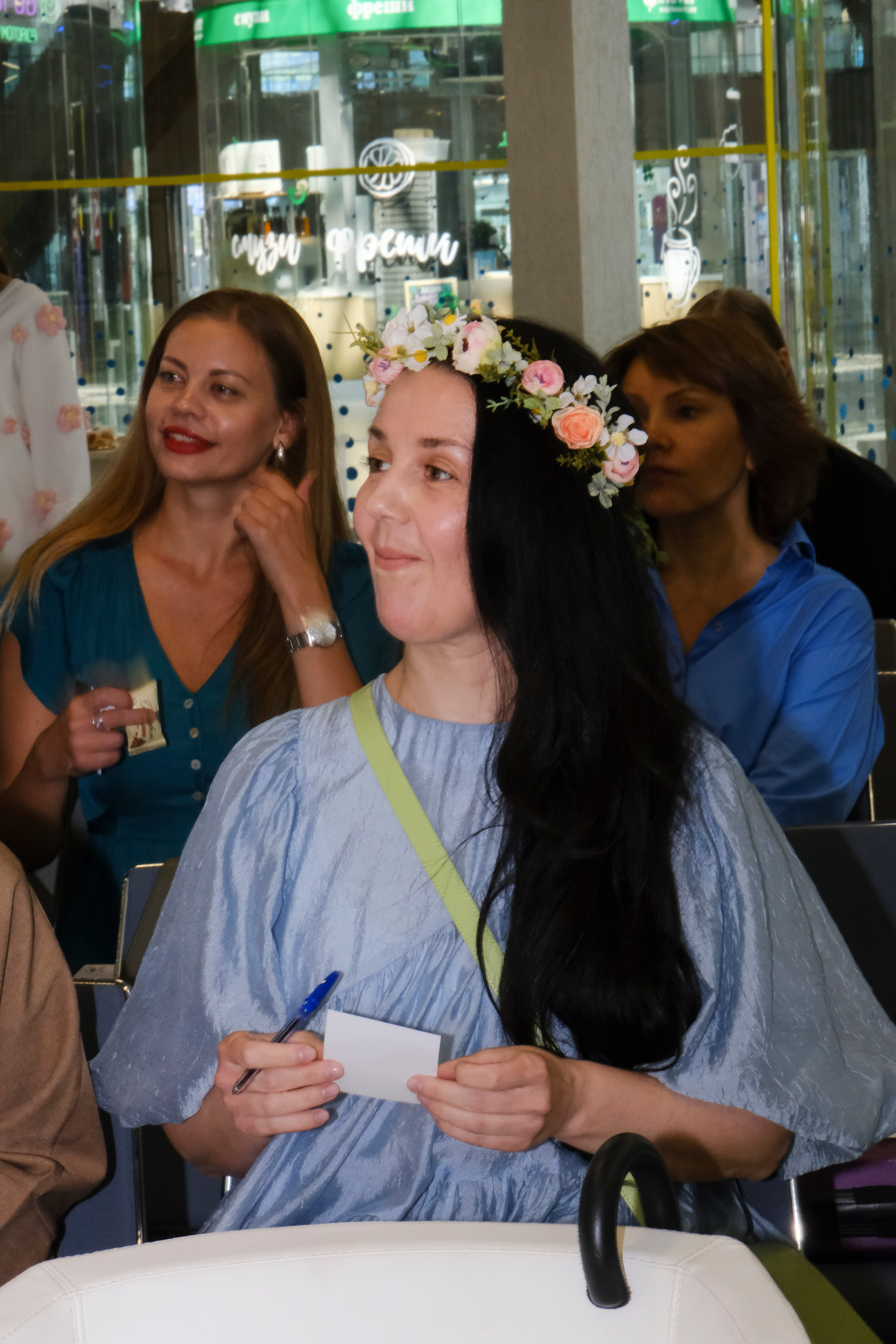 Репортаж бизнес-конференции в Сколково от сообщества BRUSNIKA. Индивидуальная фотосъёмка в Москве. Фотограф Василиса Тарасова