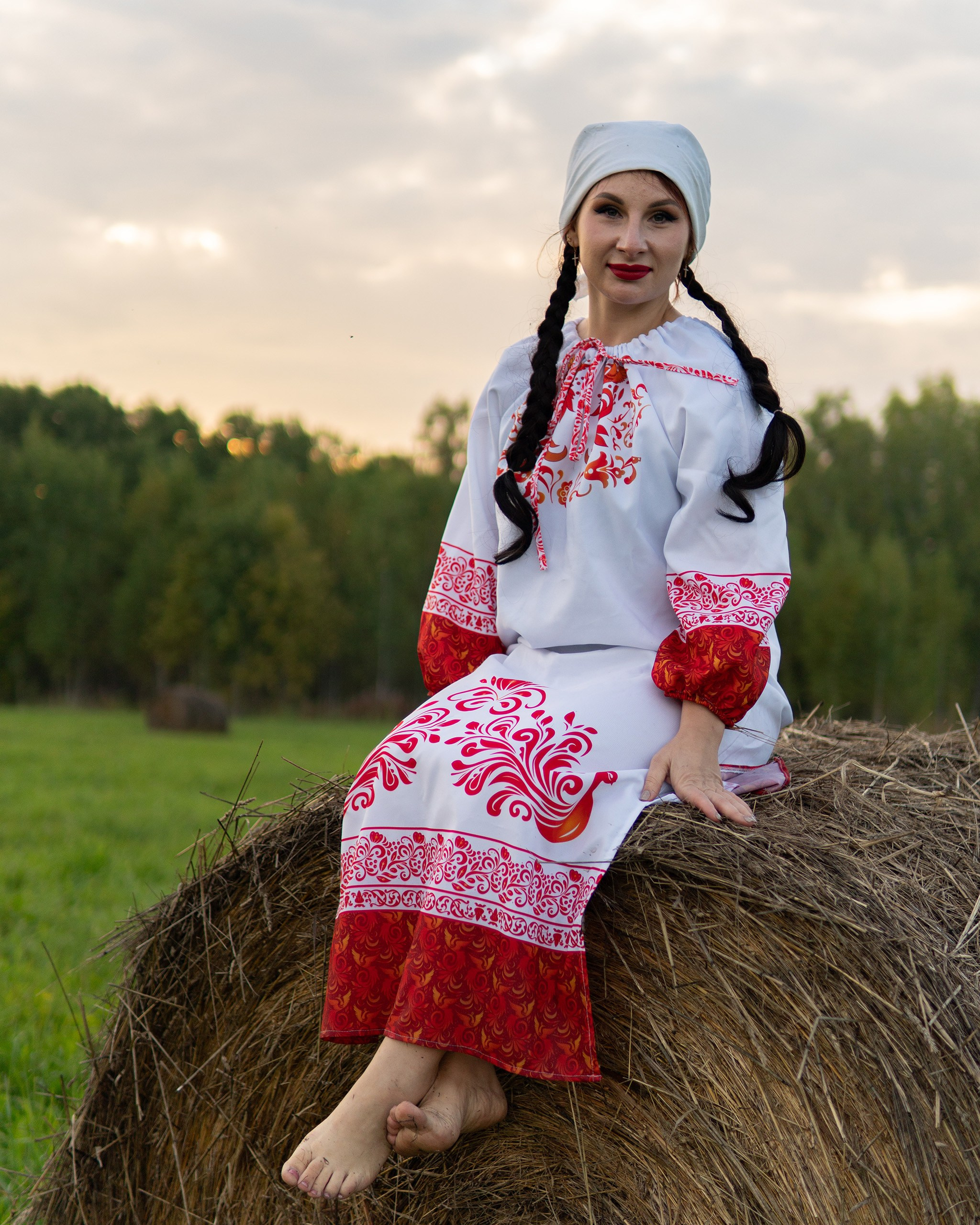 Тематическая \ Творческая \ Фотосъёмка в славянском наряде: Татьяна — гармония традиций и природы. Hannanovmoments