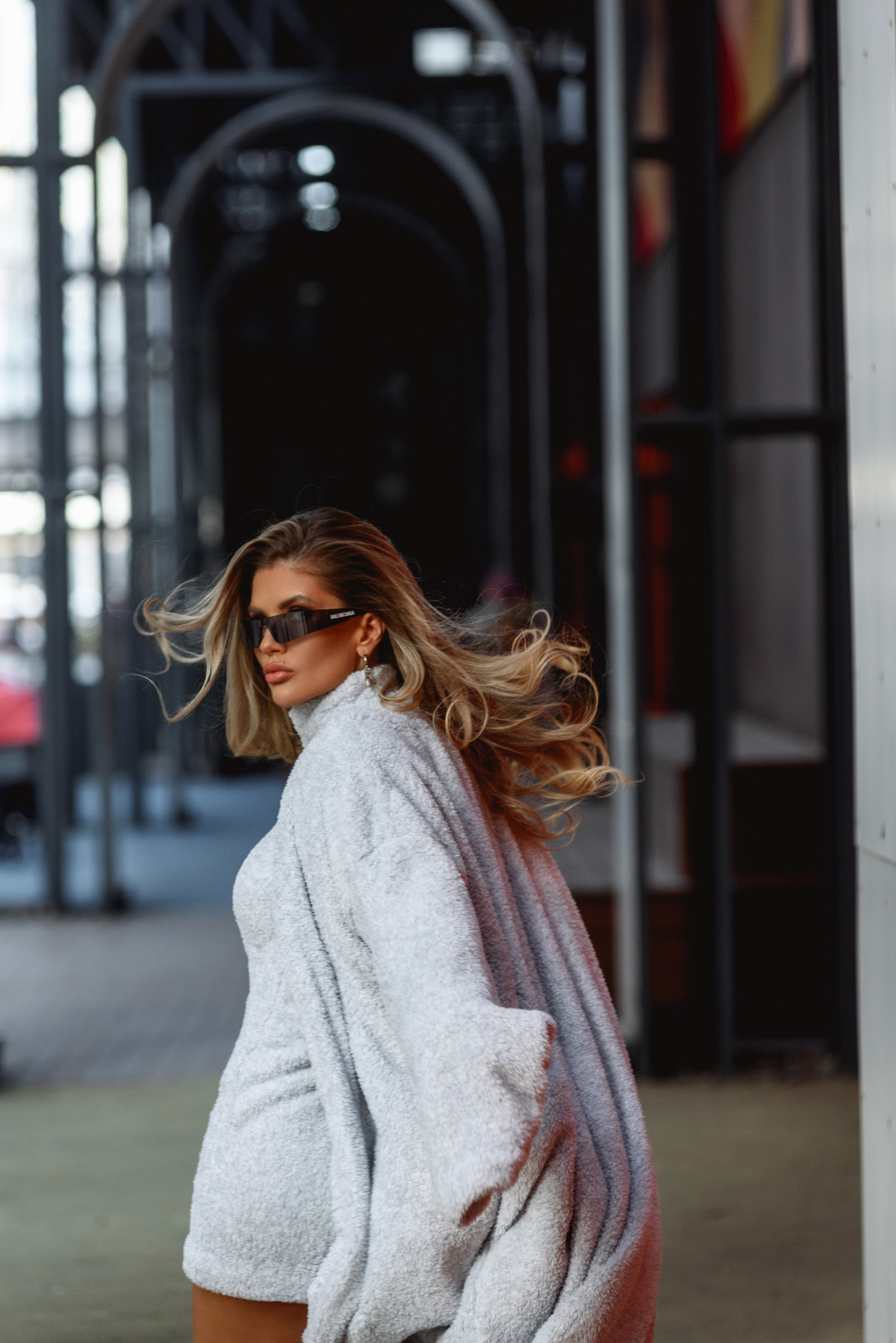 Съемка на улице (street). Съемка для брендов и частных клиентов Москва