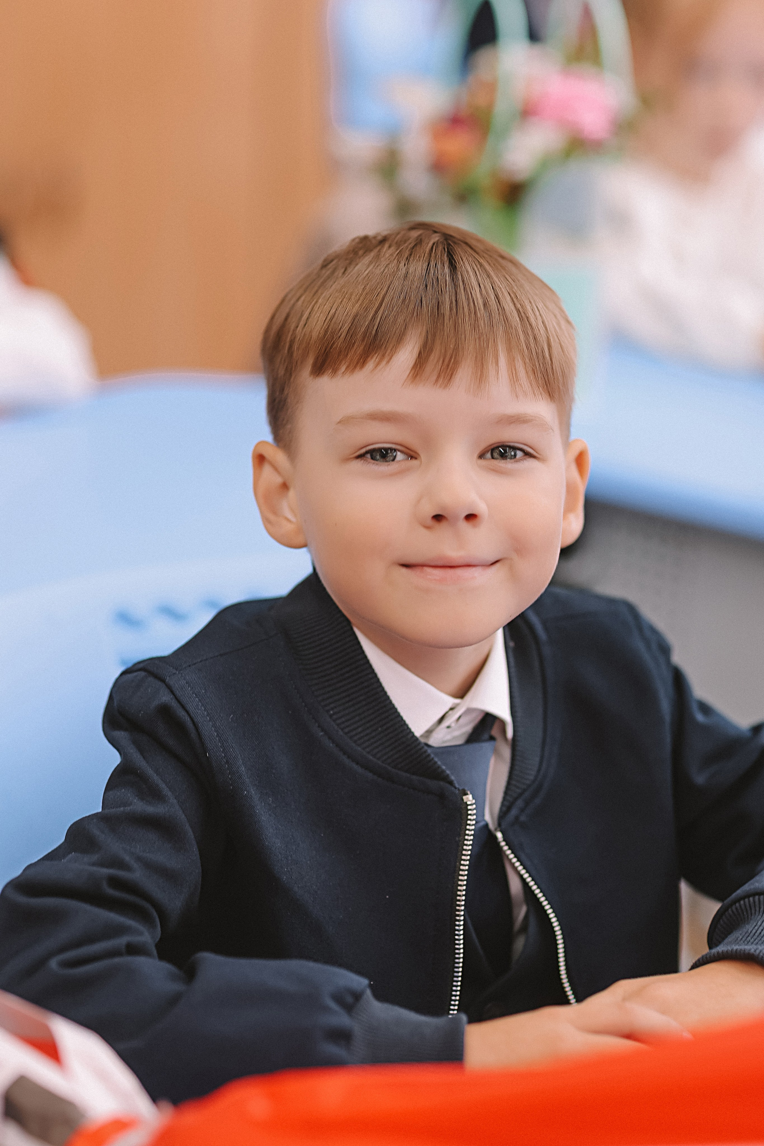 1 сентября линейка+кл час+портреты. Семейный фотограф Тюмень, фотограф на роды Салмина Мария