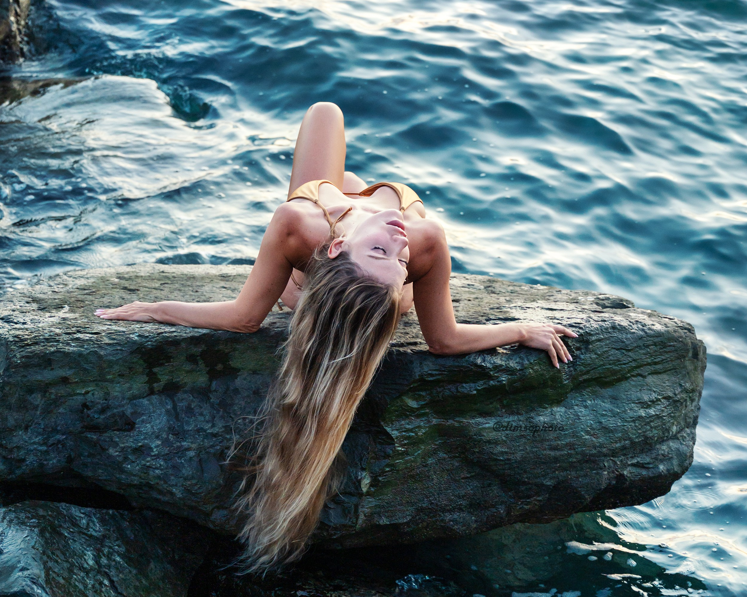 Алиса. Ночное купание. Фотографирую счастливых людей в Сочи