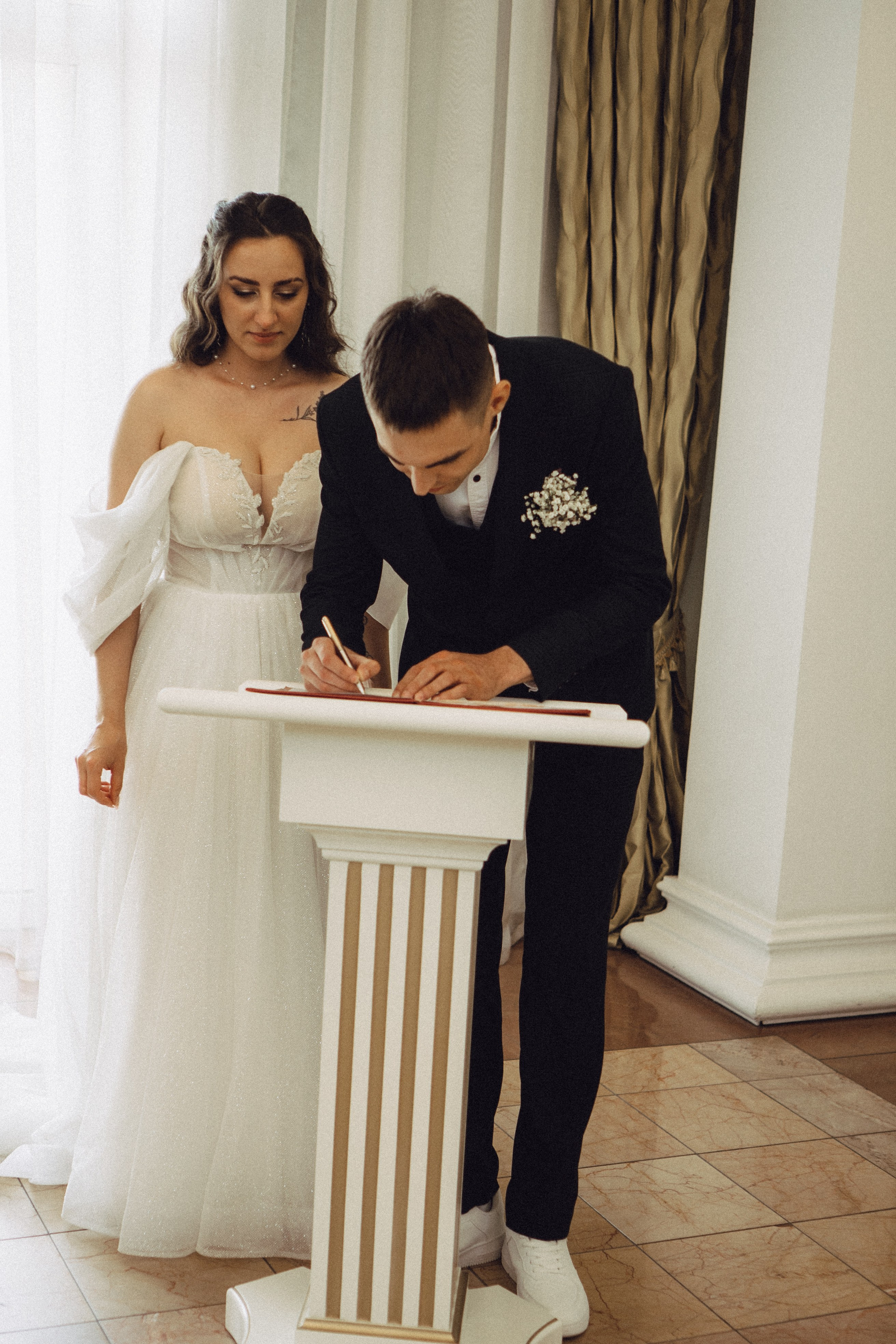 СВАДЕБНАЯ СЬЕМК В ПАРКЕ 300-ЛЕТИЯ. Профессиональный фотограф, Санкт-Петербург — Виктория Богомолова