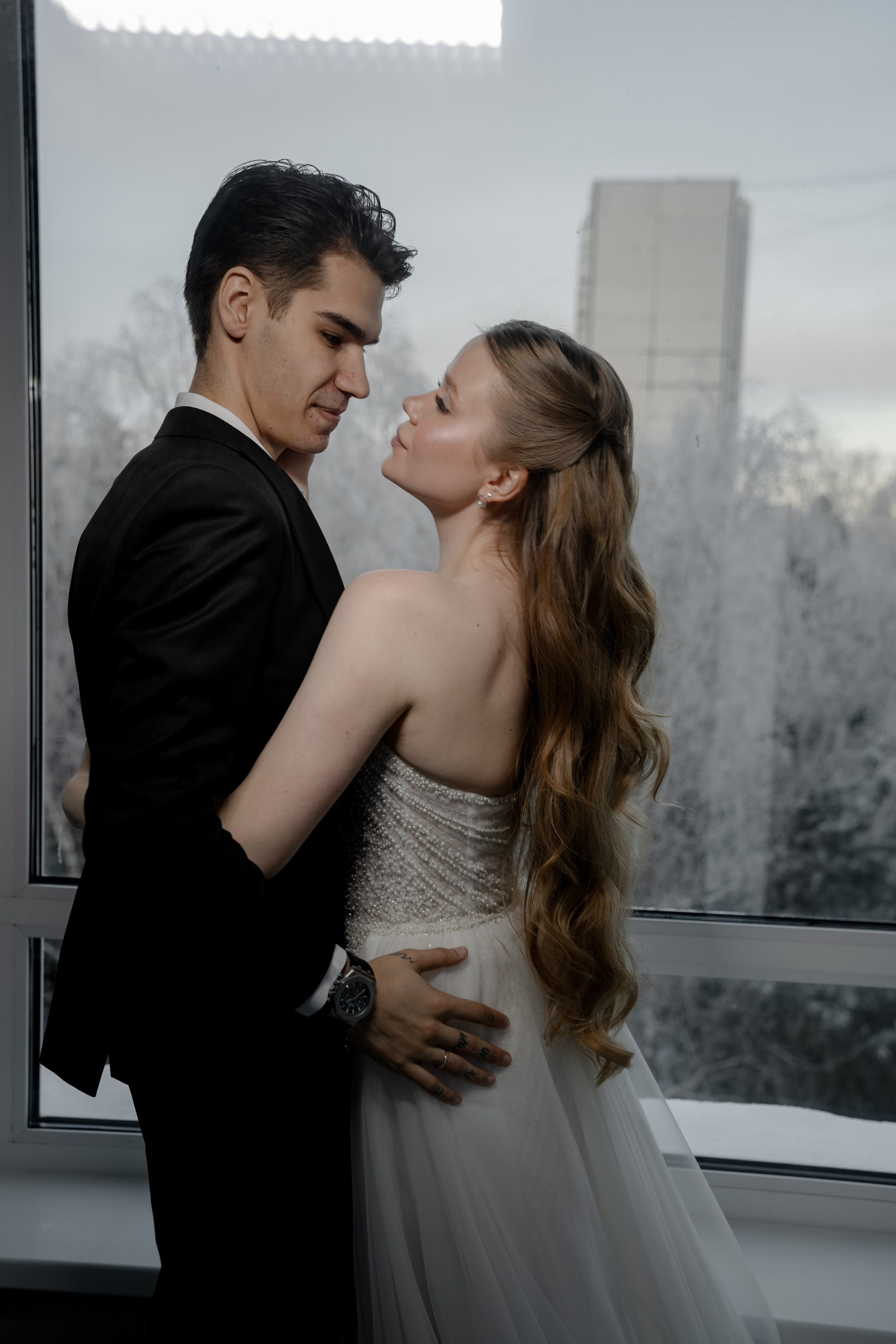 СВАДЕБНАЯ СЬЕМКА СБОРОВ В ОТЕЛЕ И ВЫЕЗД НА ЦЕРЕМОНИЮ (СНЯТО В СИБИРЕ В НИЖНЕВАРТОВСКЕ). Профессиональный фотограф, Санкт-Петербург — Виктория Богомолова