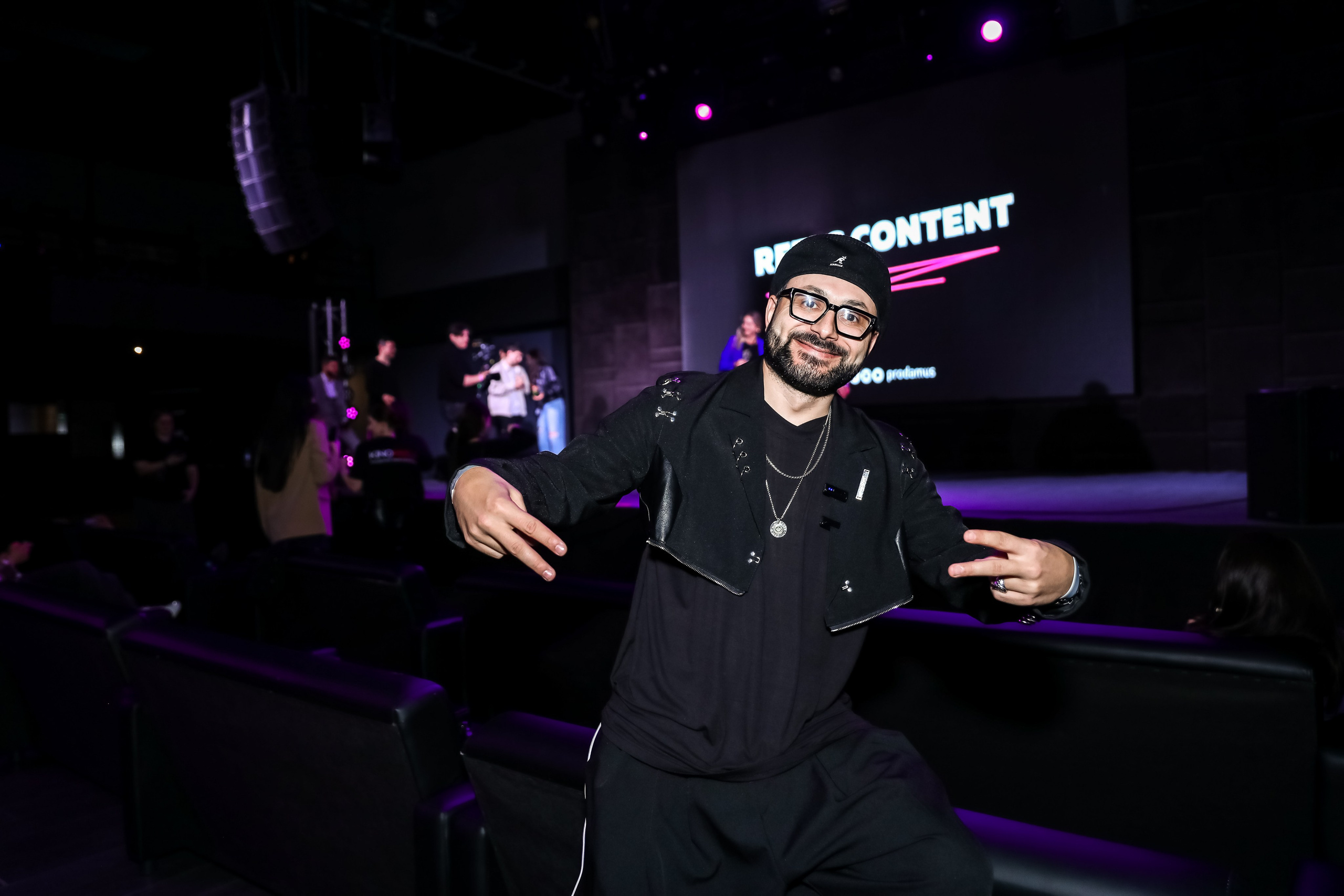 REELS CONTENT — НЕТВОРКИНГ. Photographer Viktoriya Markushina «My world throug»