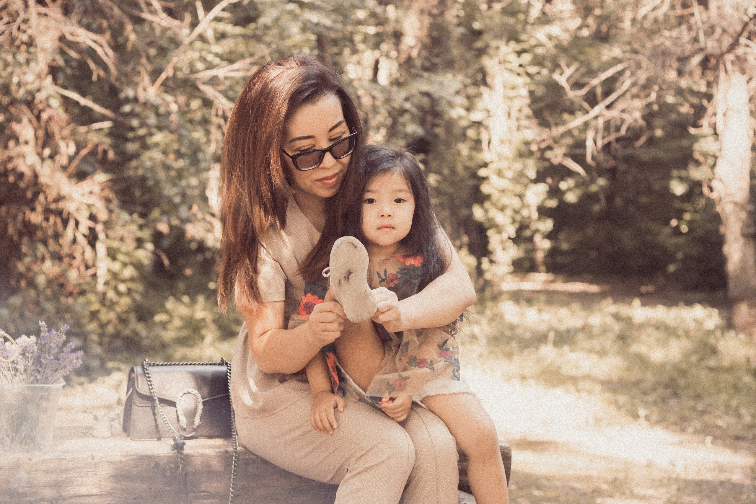 Летняя прогулка мамы и дочери. Фотограф Наталья Гончарова. Снимаю живые портреты в Алматы